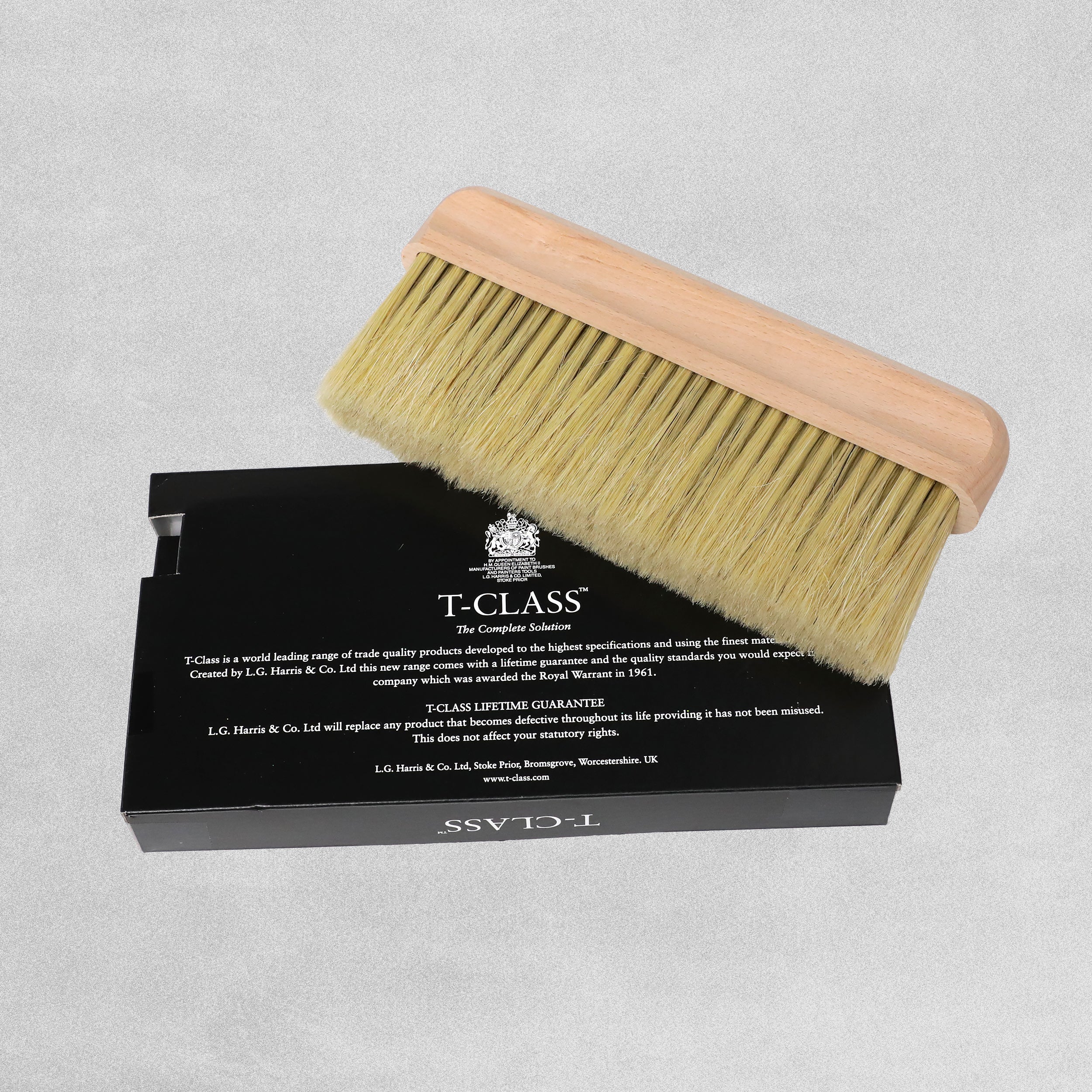 T-Class Delta Paper Hanging Brush 9"