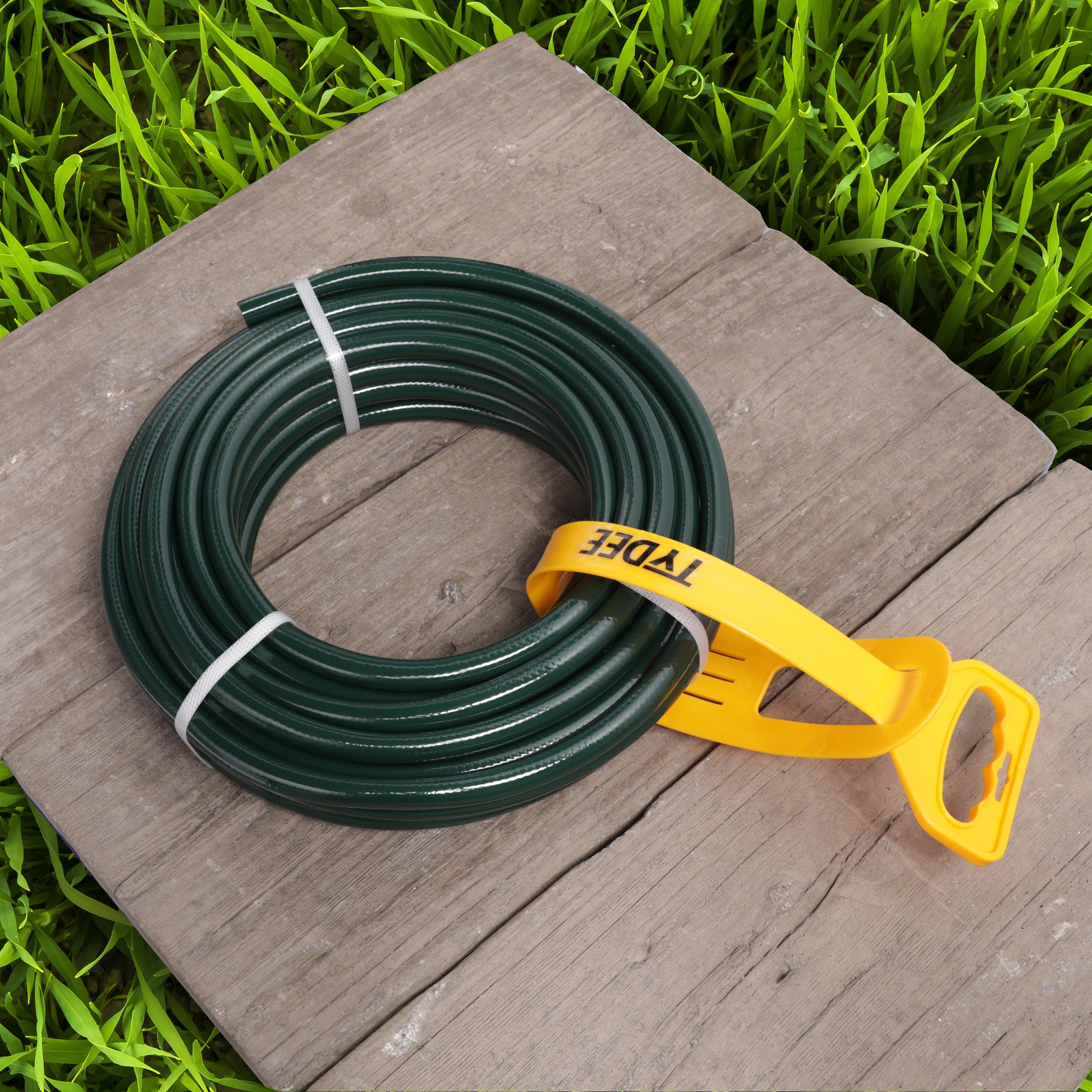 In-Excess Flexible Hose Hanger