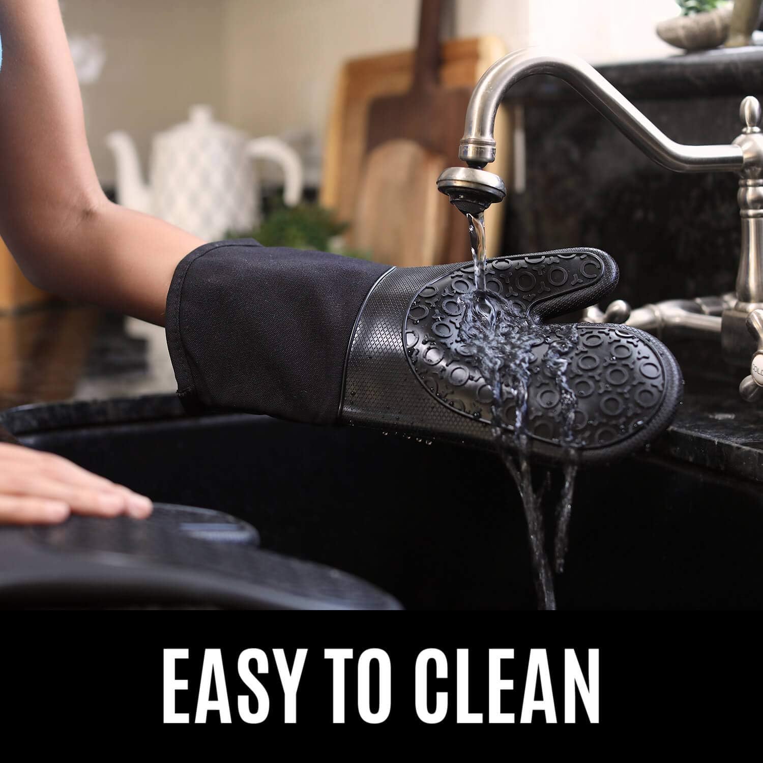Silicone Oven Mitts and Pot Holders - 4 piece set in black