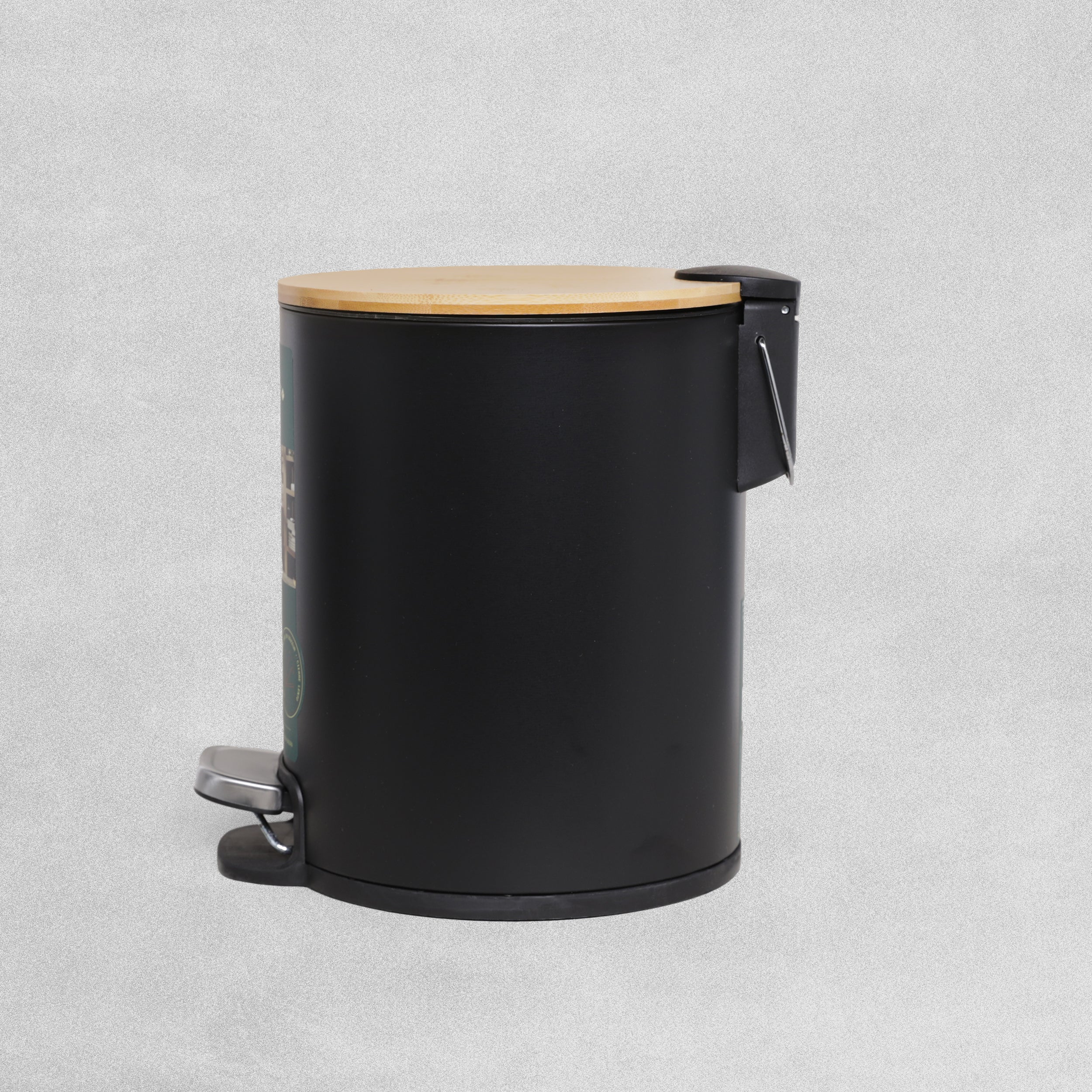 MooreField Soft Close Step Bin - round with wooden top