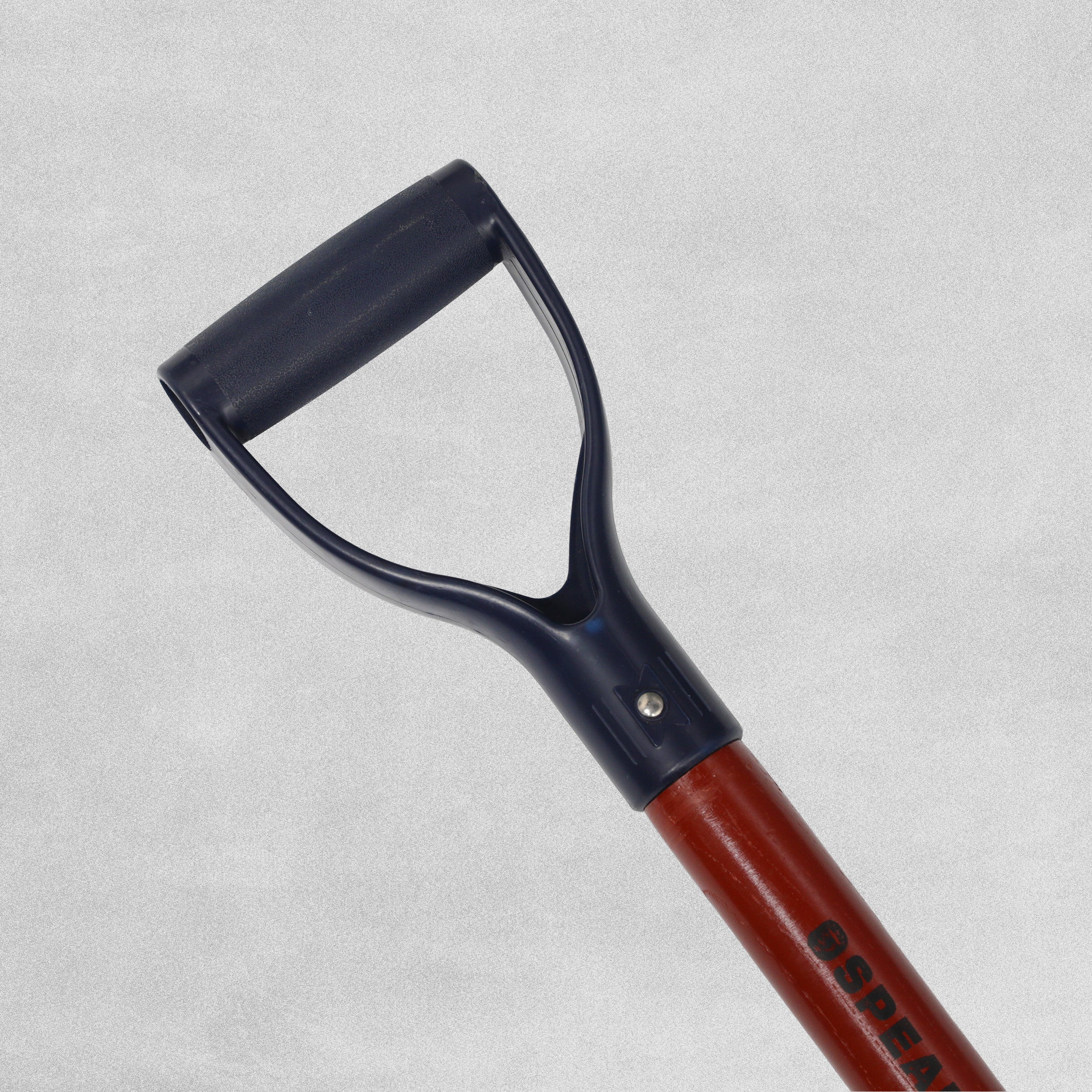 Spear & Jackson County Timber Round Mouth Shovel D Handle
