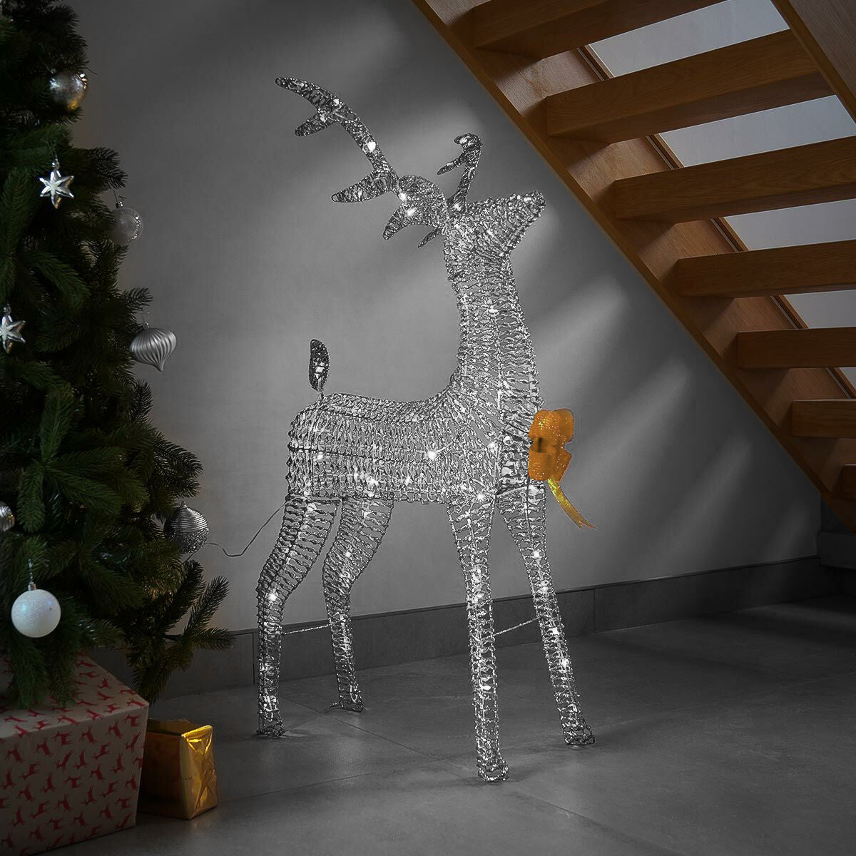 Three Kings Glitter Twist Reindeer Silver - 95cm - Cool White LED