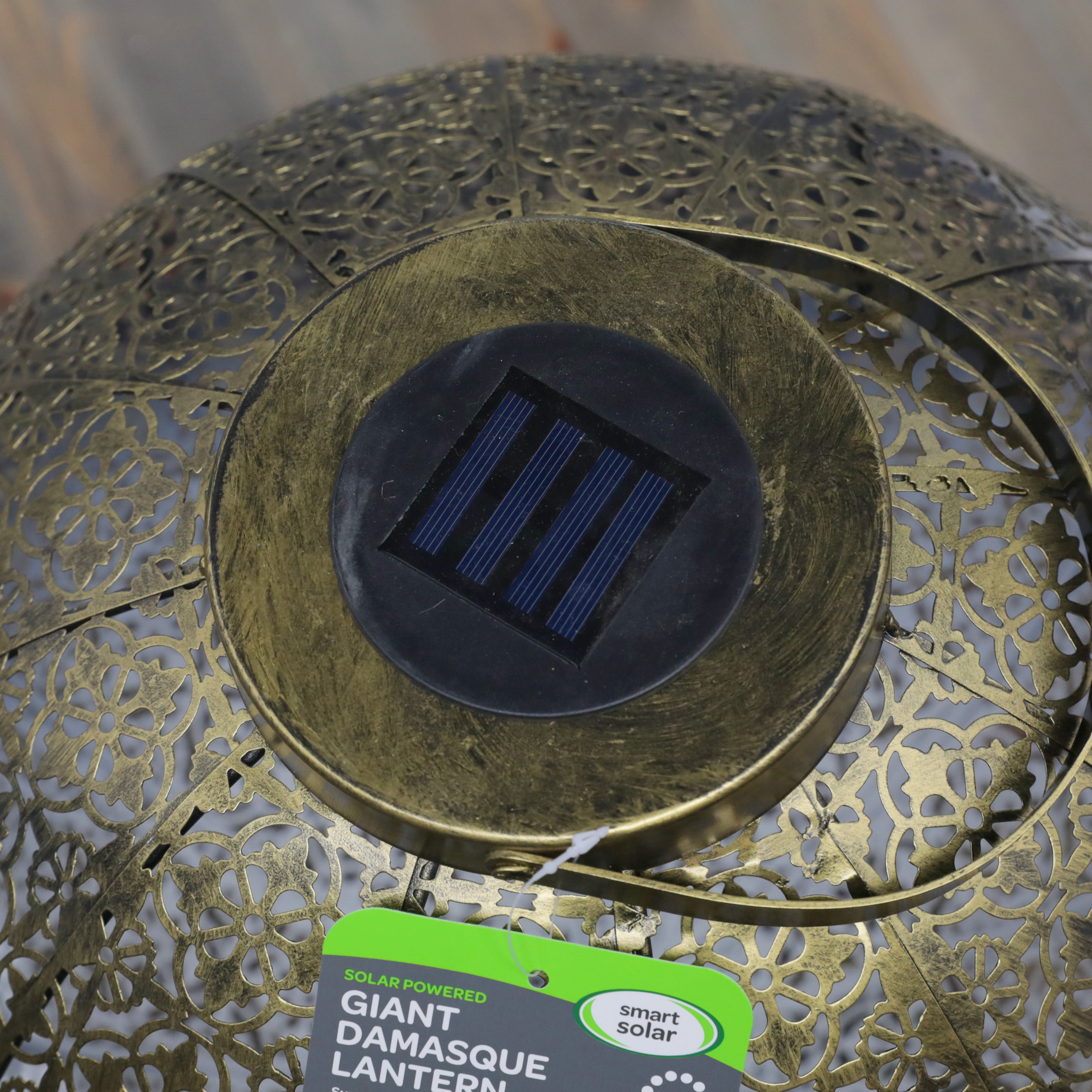 Smart Garden Giant Damasque Solar Lantern