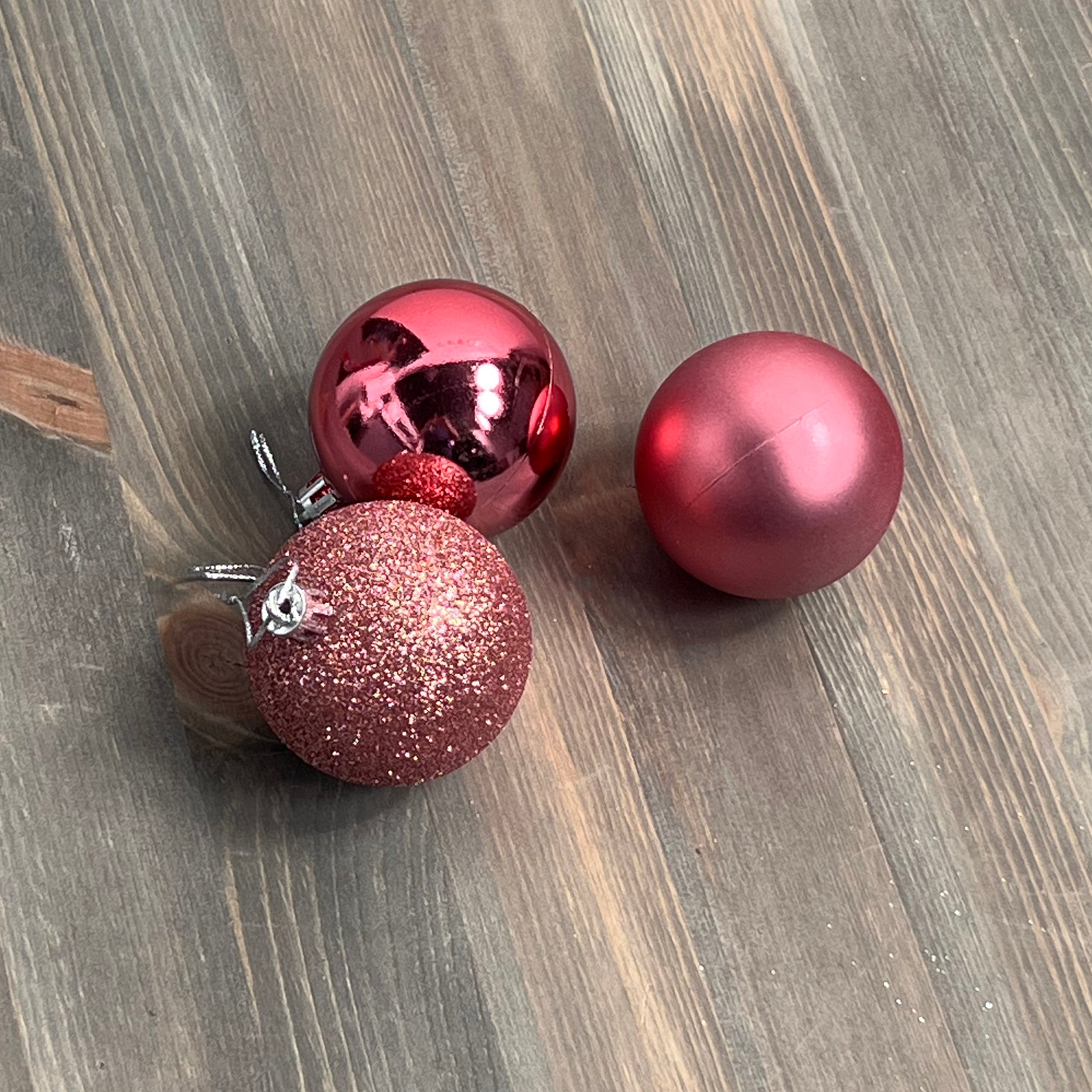 Festive Shatterproof Baubles - 24pcs