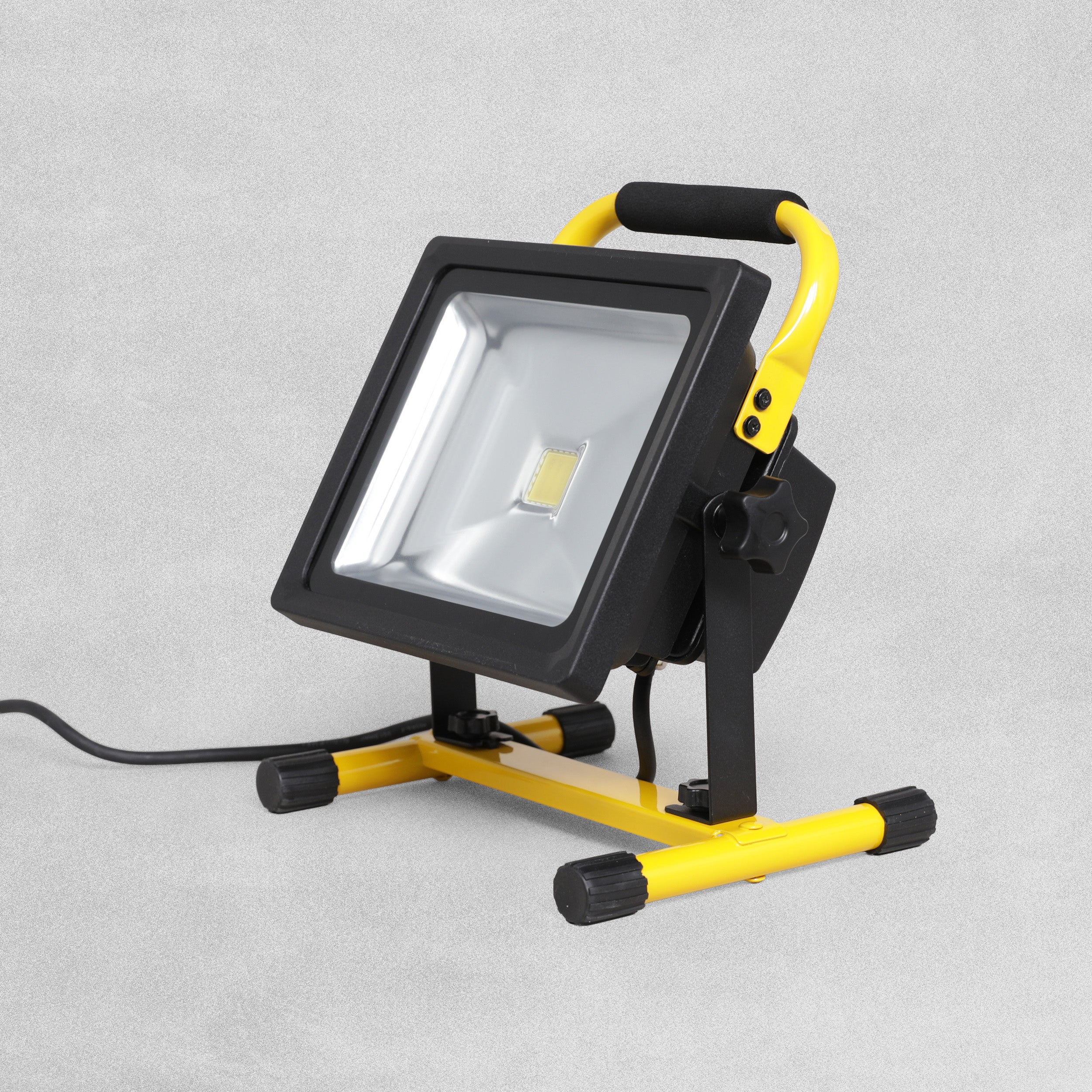 LUCECO PORTABLE WORK LIGHT 30W LED