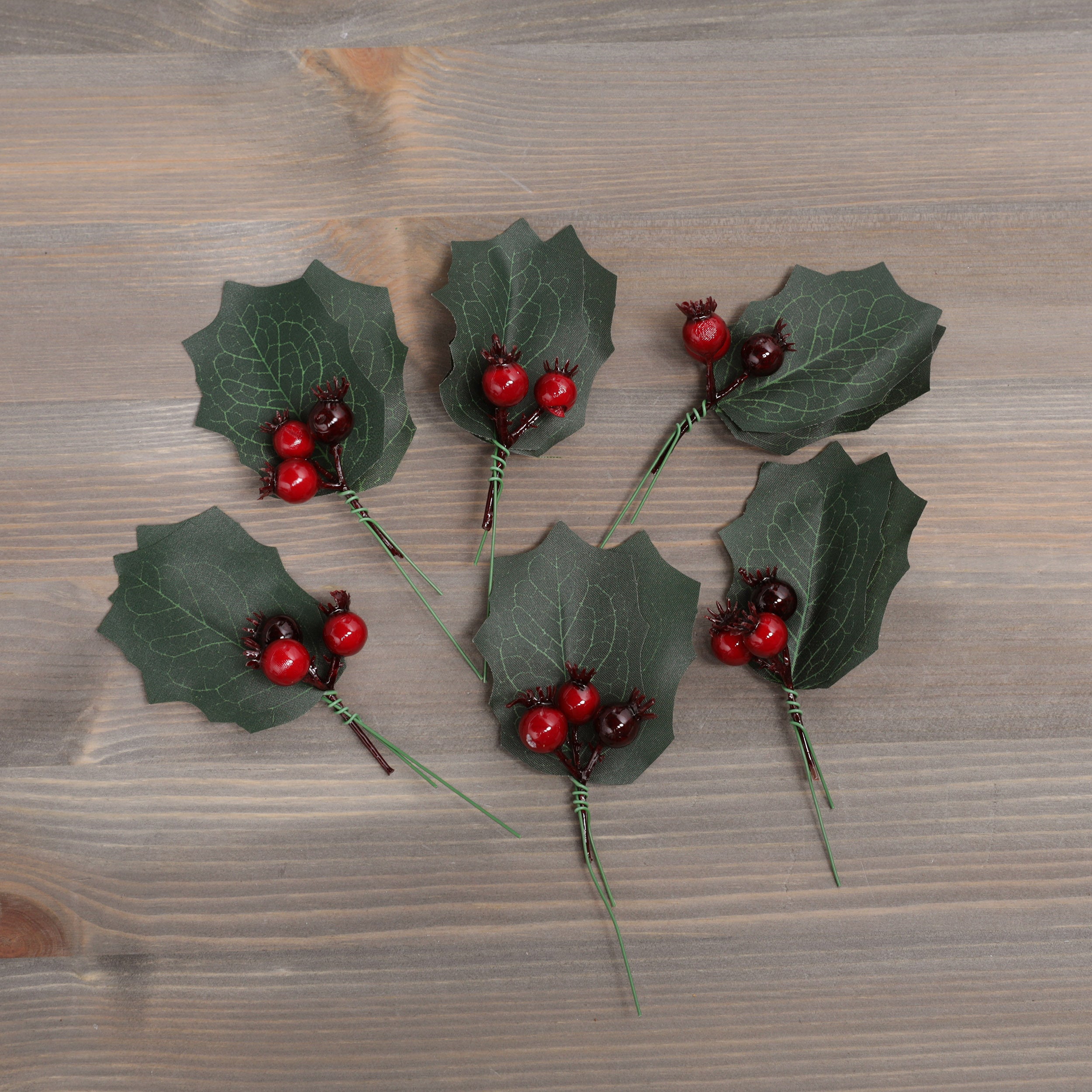 Holly Bundles on Wires - 6pcs