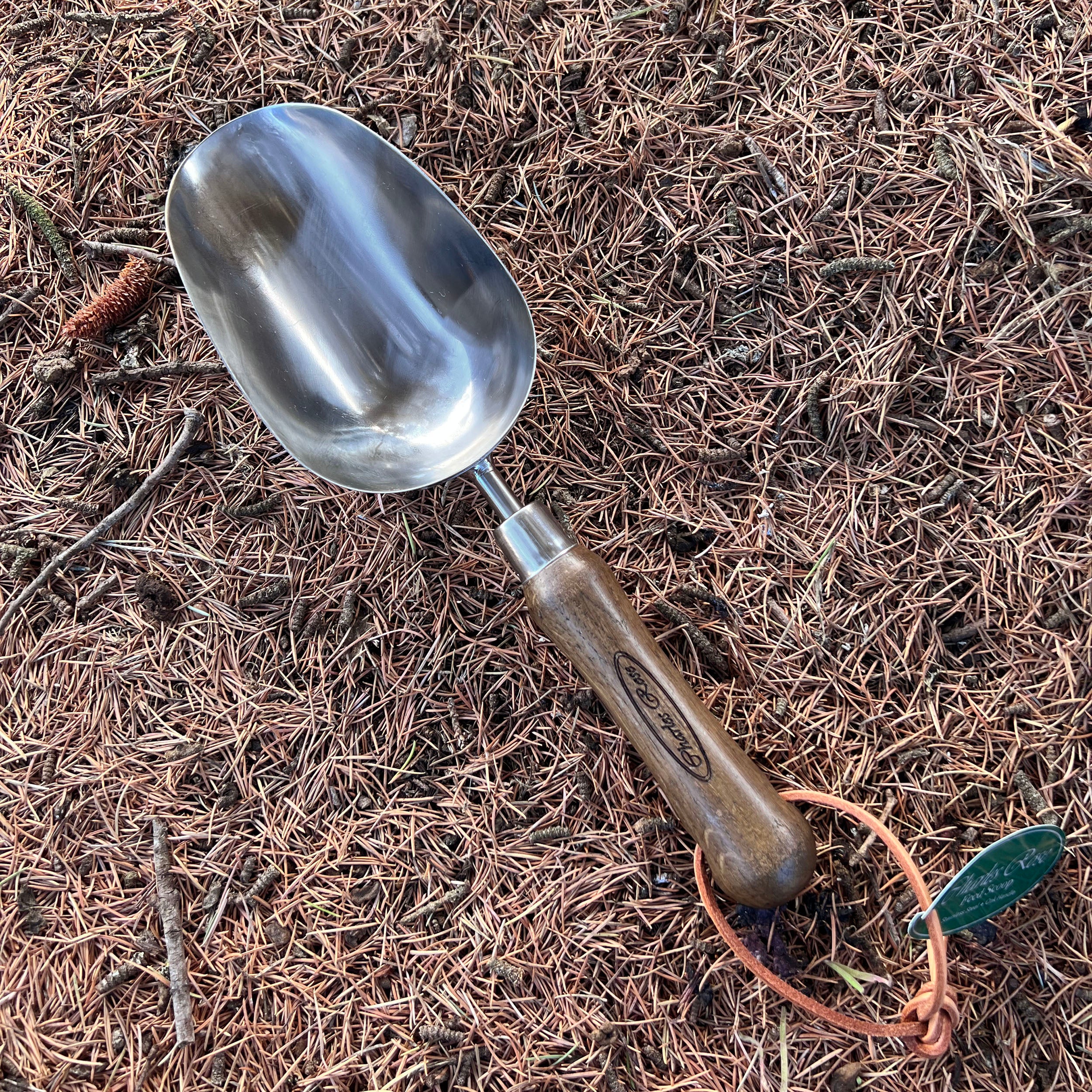 Charles Rose Stainless Steel Feed Scoop - Oak Handle