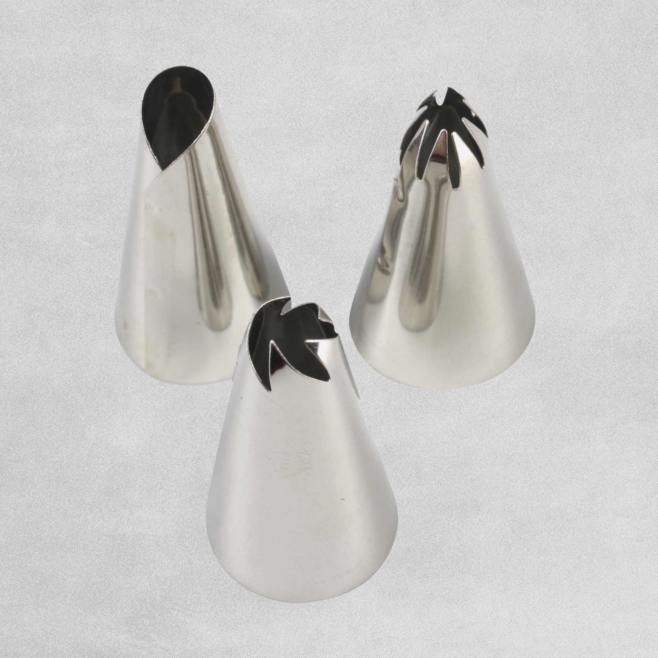 Nifti Let Them Eat Cake Piping Bag and Nozzle Set