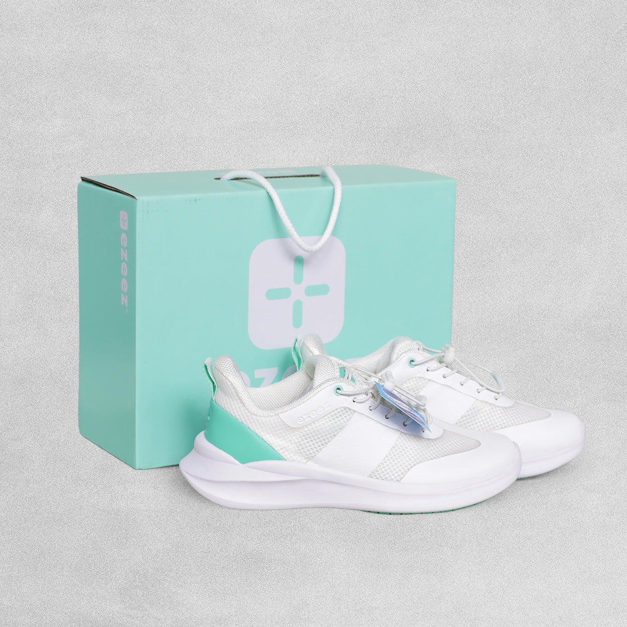 ezeez 24/7 Comfort Ladies Workwear Trainer Stella Spearmint - White