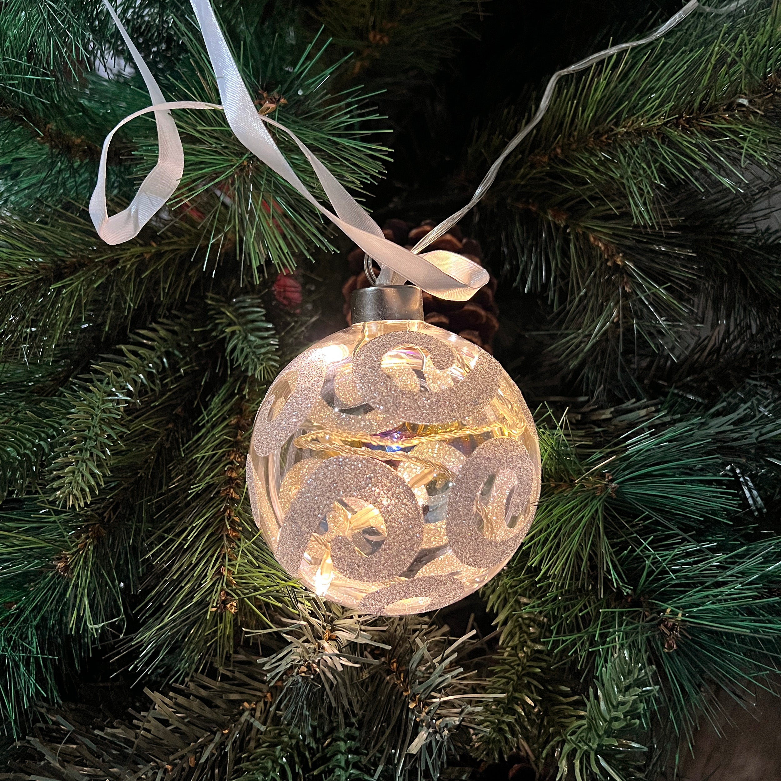 Konstsmide Illuminated large Christmas Bauble LED