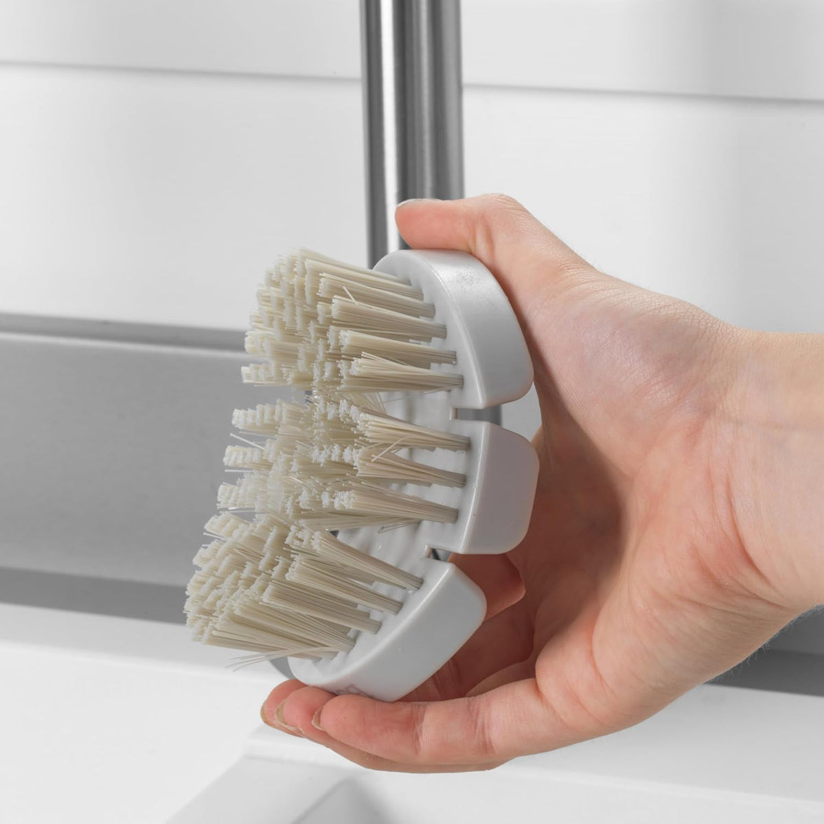 Beldray Flexi Scrubbing Brush