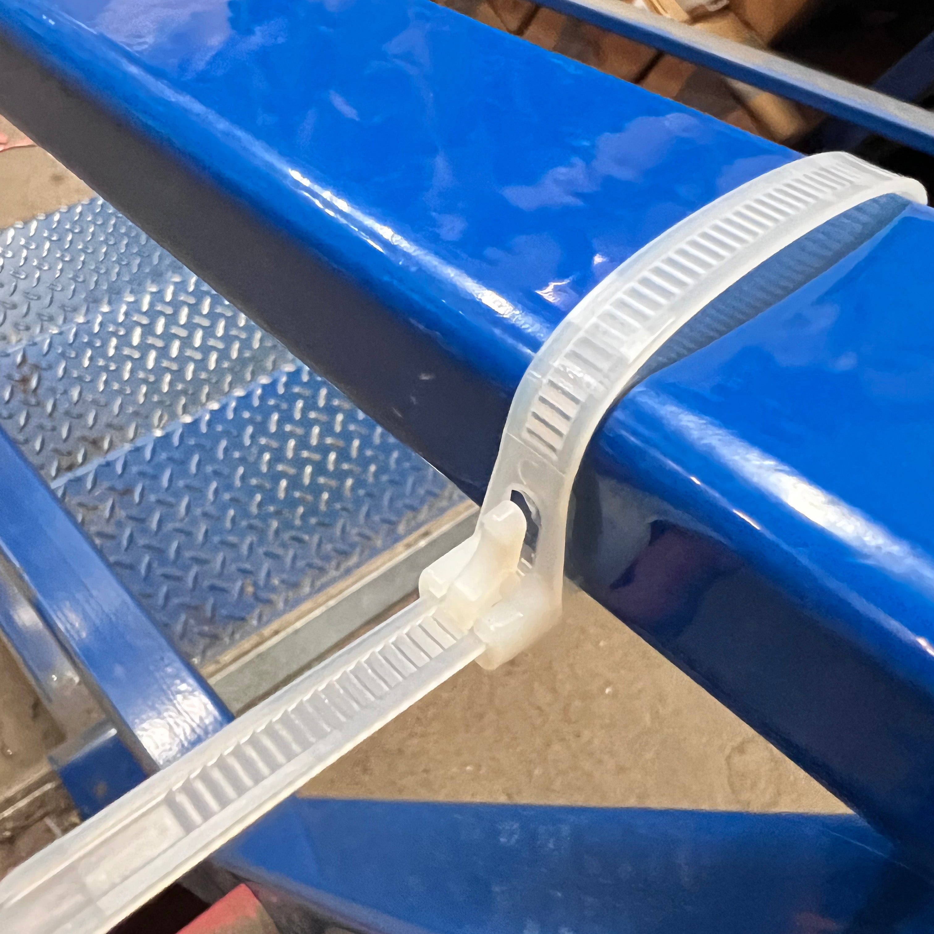 Clearance Cable Ties 200 x 7.6mm - Natural UV Resistant and Releasable - 100pcs