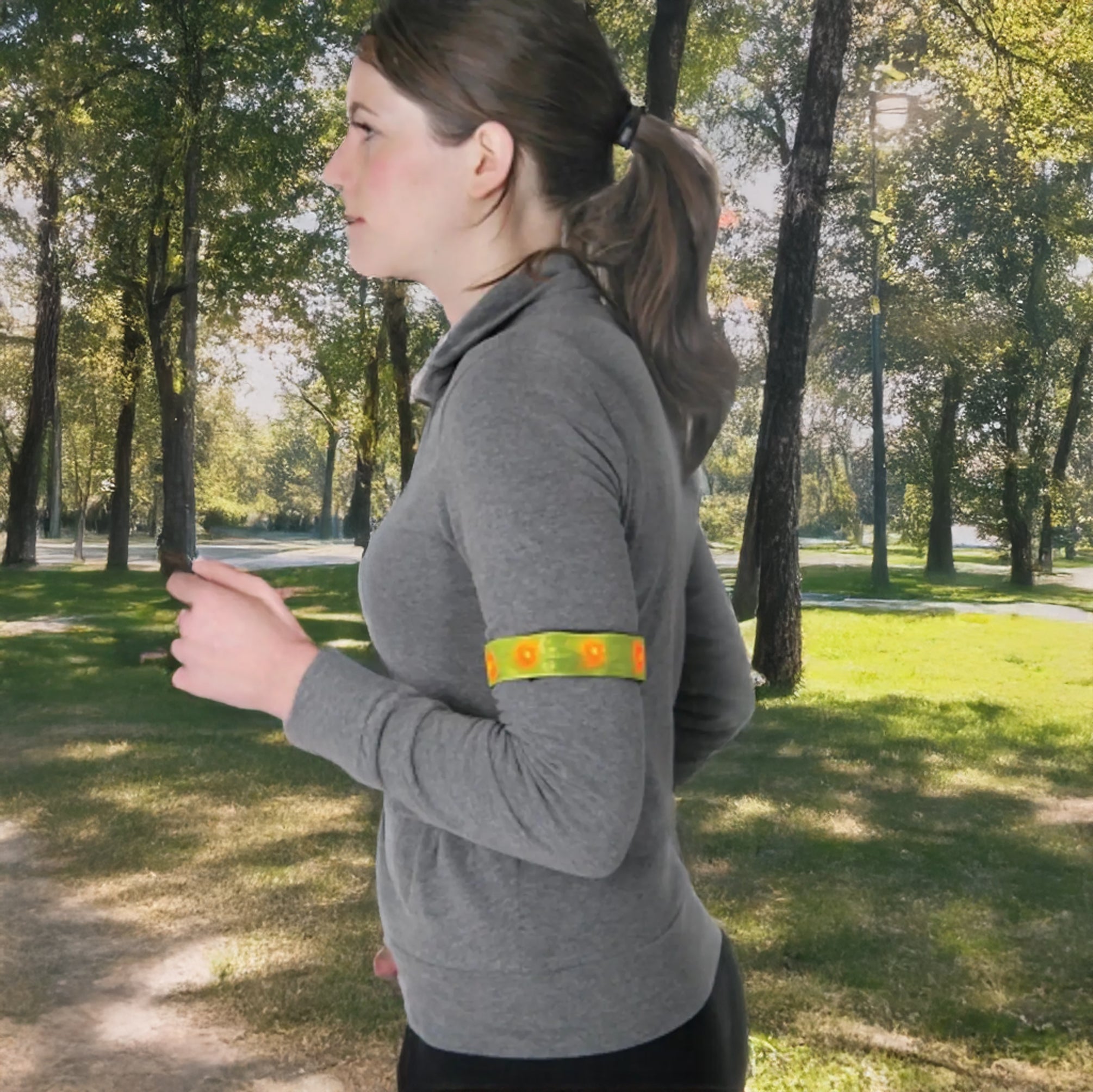 High Visibility Reflective Armband LED Light Safety Running Cycling Dog Walking Approx 40cm