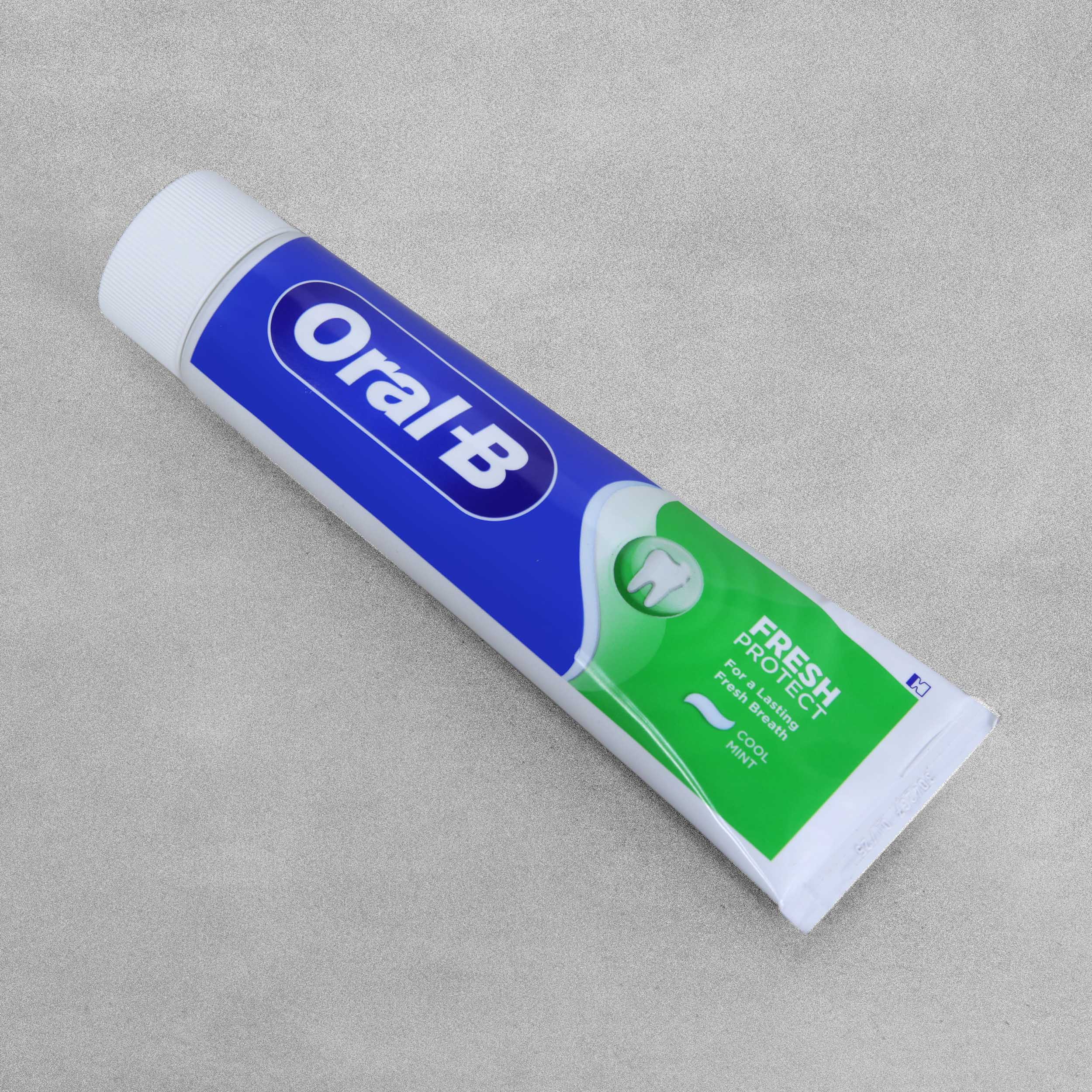 Oral-B Fresh Protect Toothpaste - Cool Mint 100ml