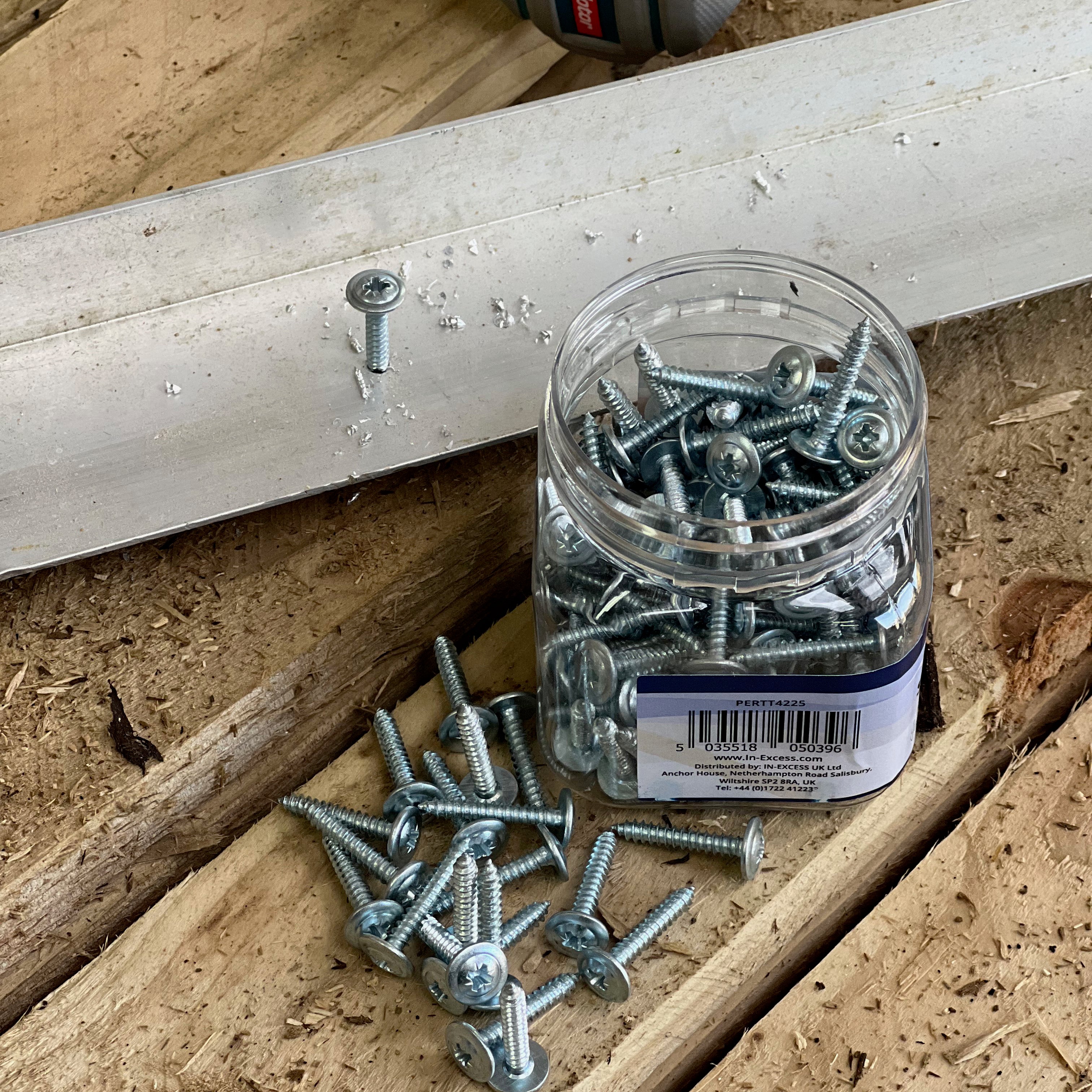 Perimeter Self-Tapping Screws - Truss Head Pozi Drive 4.2x25mm - Pack of 150