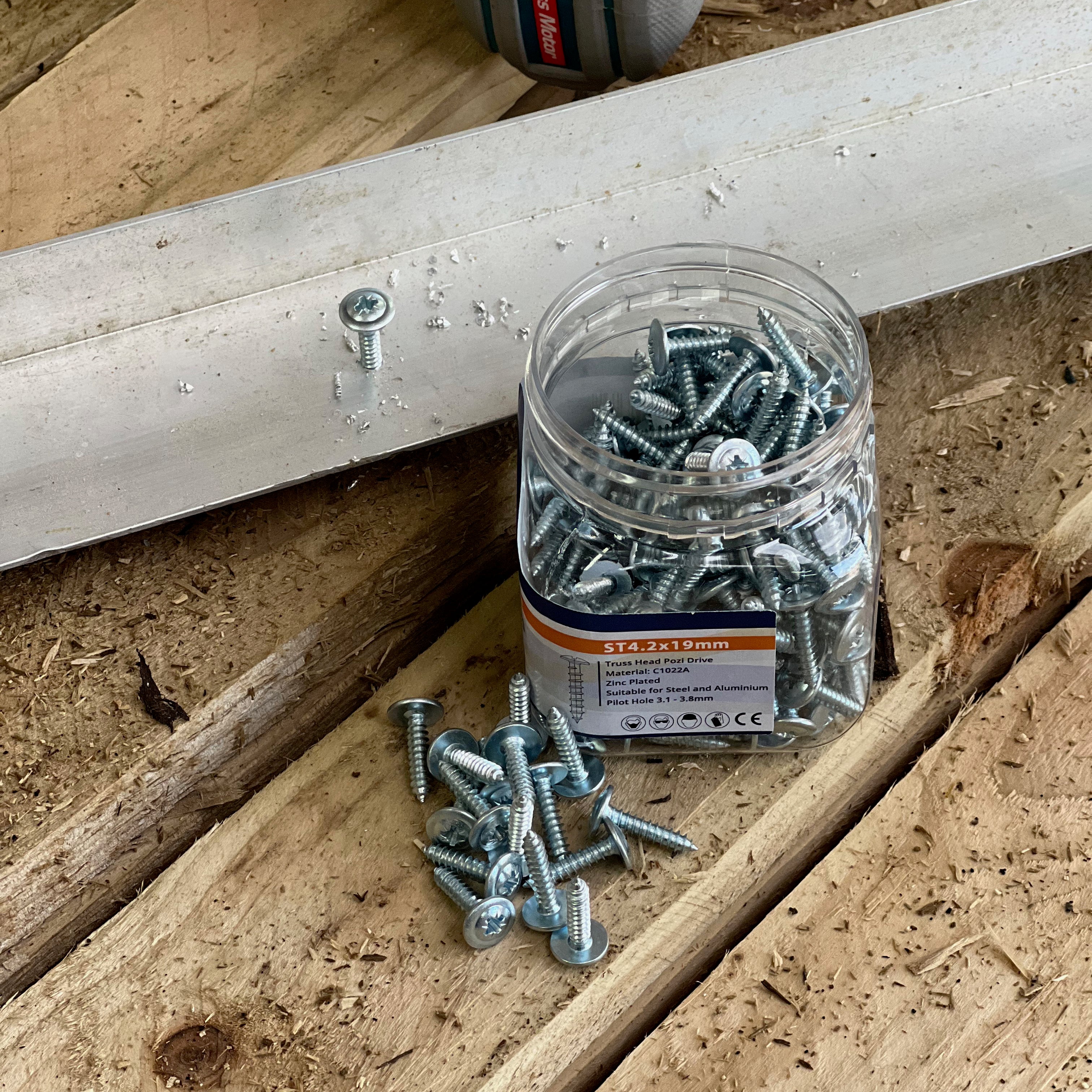 Perimeter Self-Tapping Screws - Truss Head Pozi Drive 4.2x19mm - Pack of 200