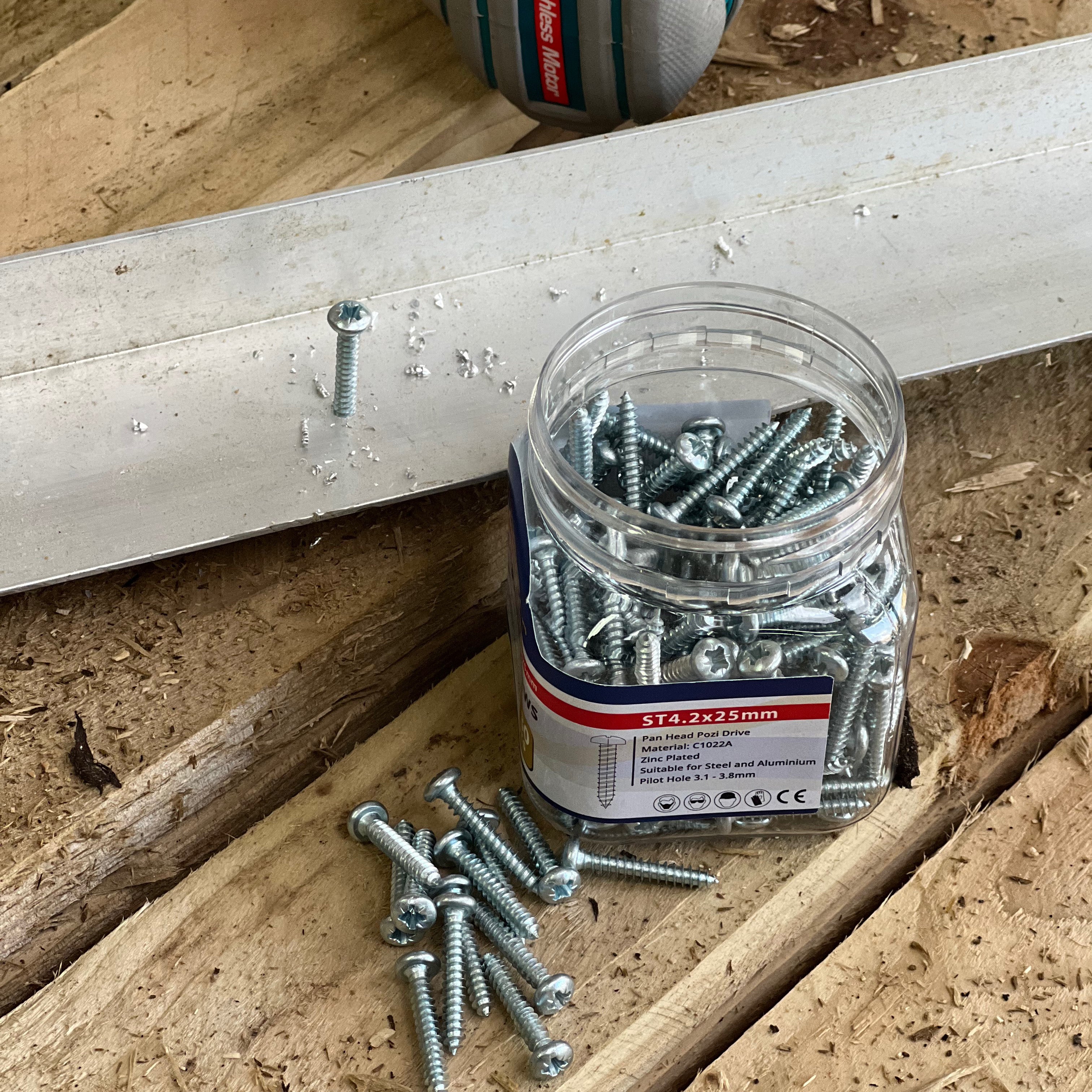 Perimeter Self-Tapping Screws - Pan Head Pozi Drive 4.2x25mm - Pack of 180