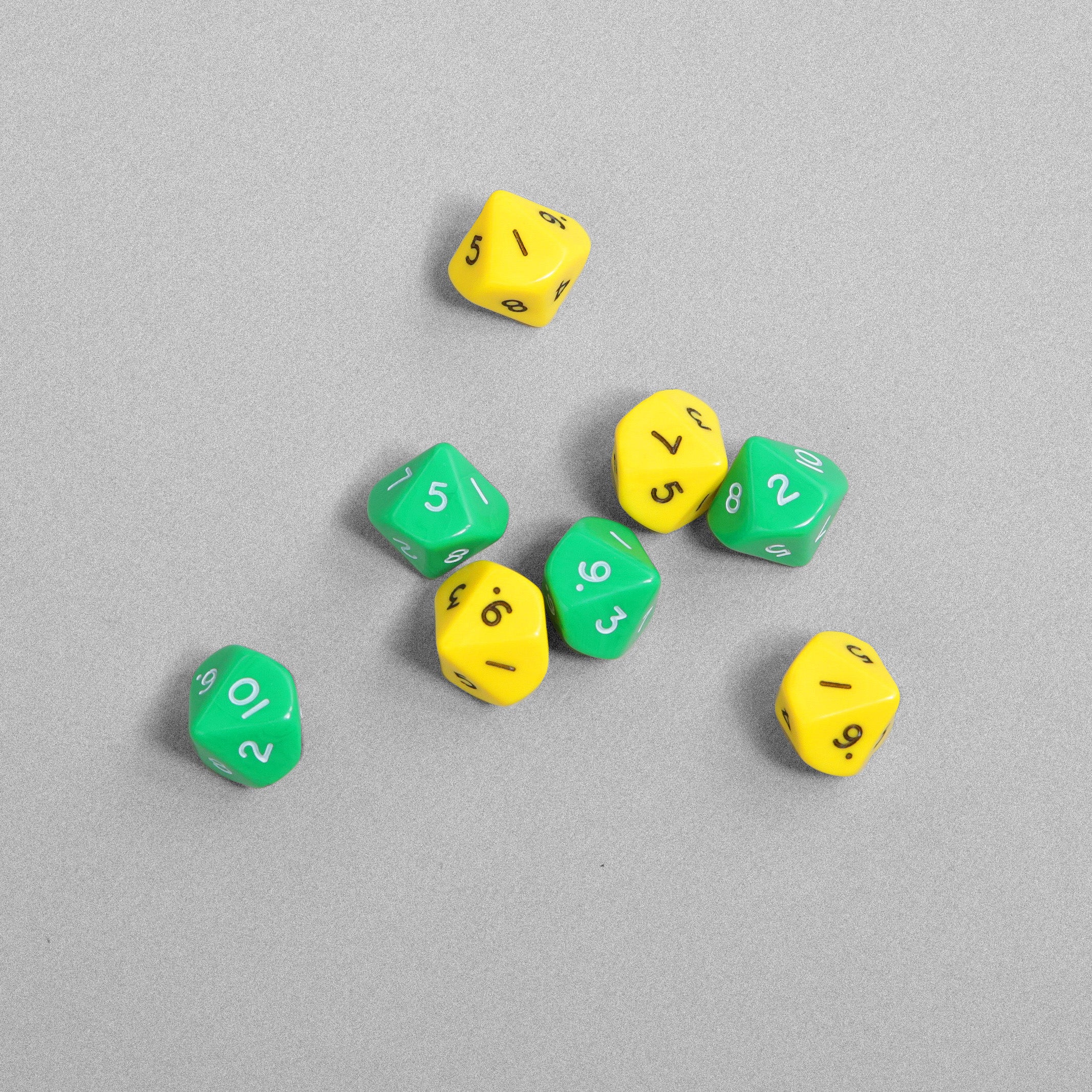 Ten-Sided Dice - 8pcs - Green & Yellow