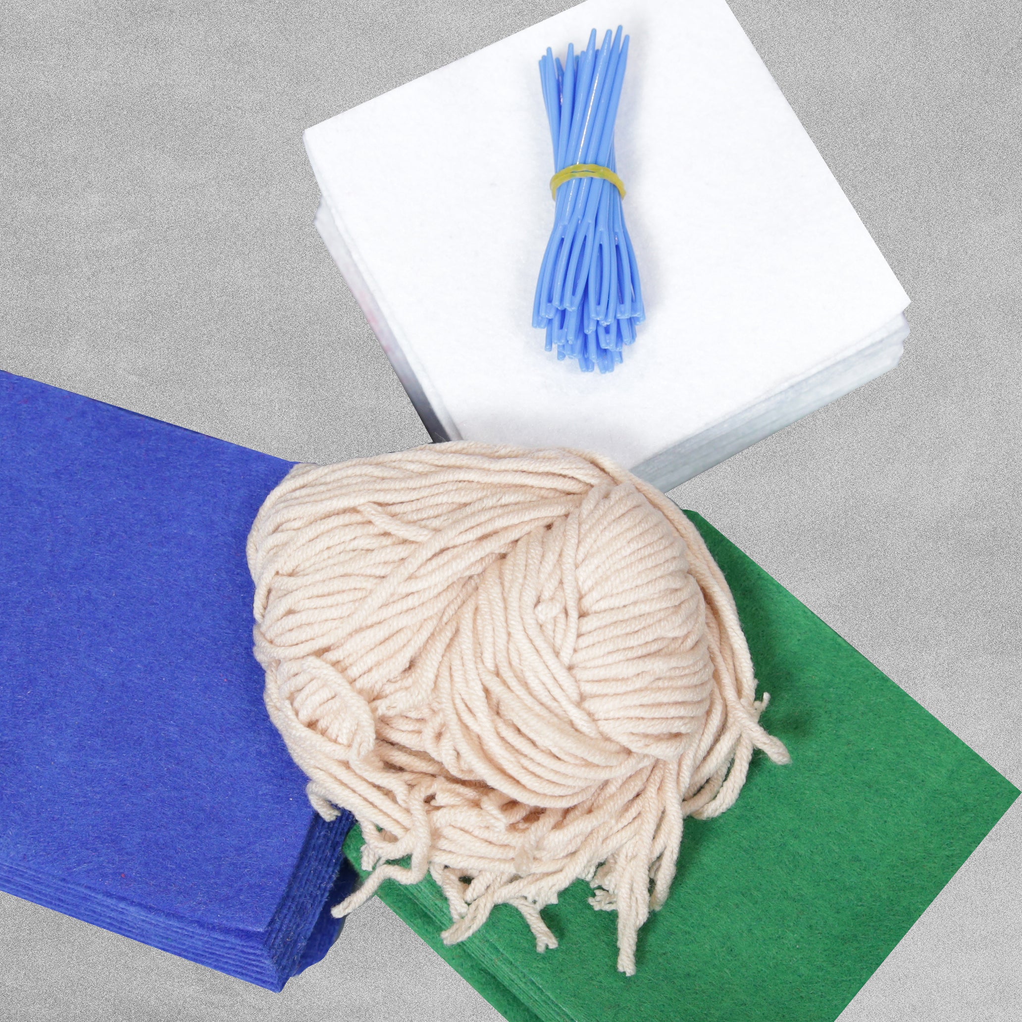 Plastic Needle & Thread - Pack of 30