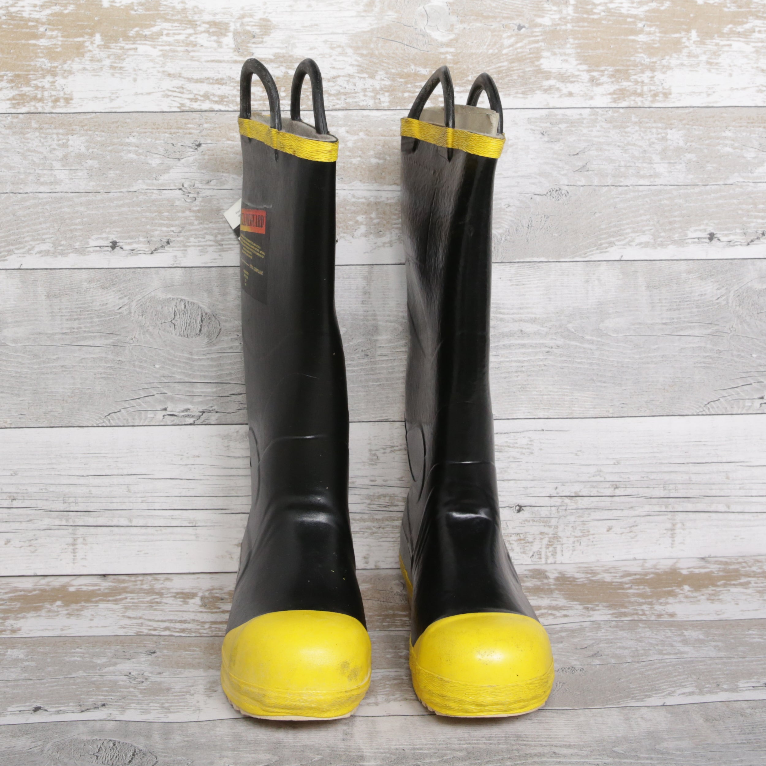 De-Branded Flameguard Safety Wellington Boots UK7