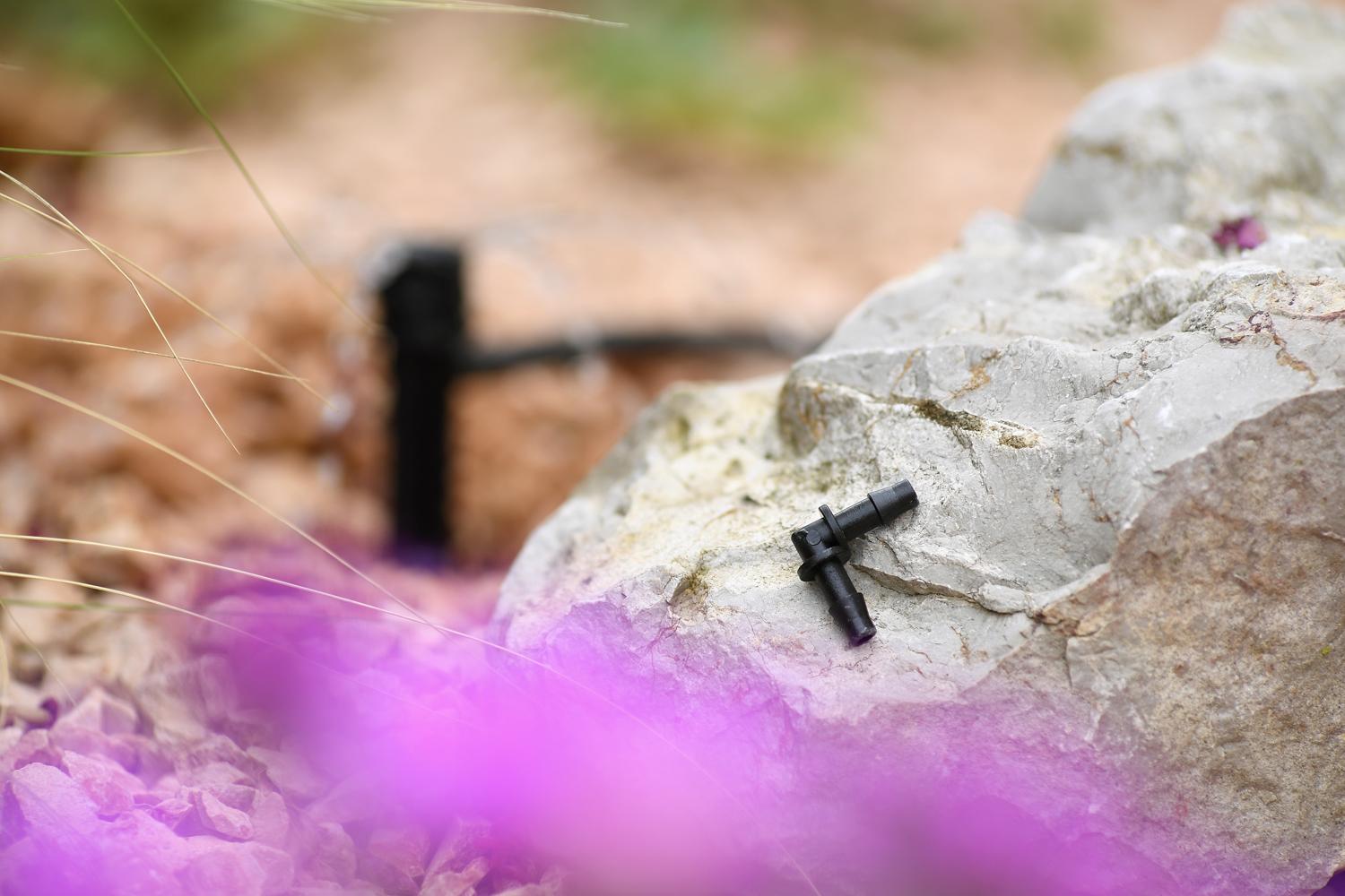 Hozelock 7037 Elbow Connectors 4mm - Pack of 12