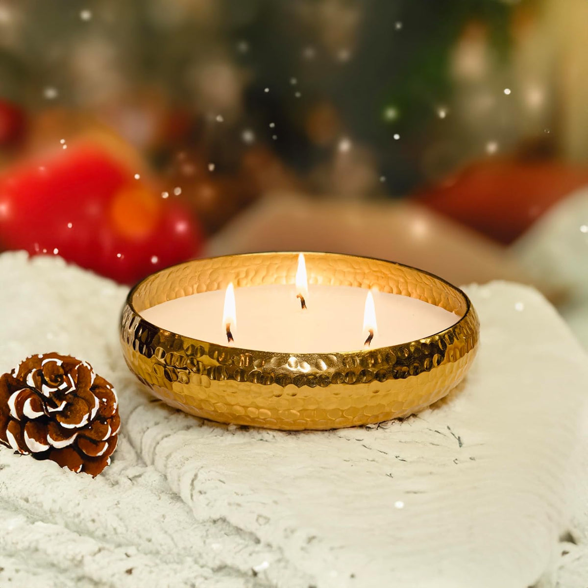 Apple & Cinnamon Luxury Scented Christmas Candle in Hammered Bowl