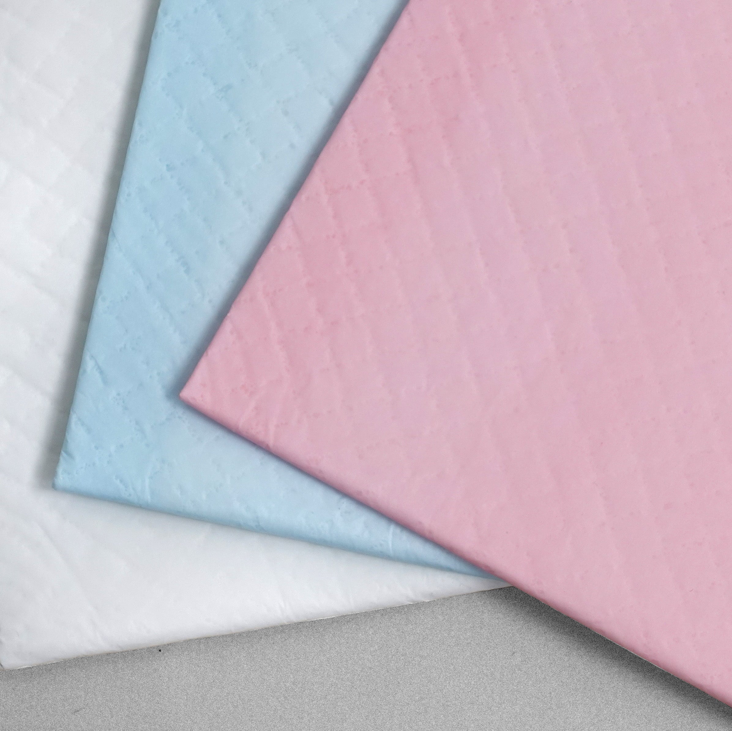 Pet Parlour Ultra Absorbent Training Pad- Pk of 4 45 x 60 cm Approx- Assorted Colours