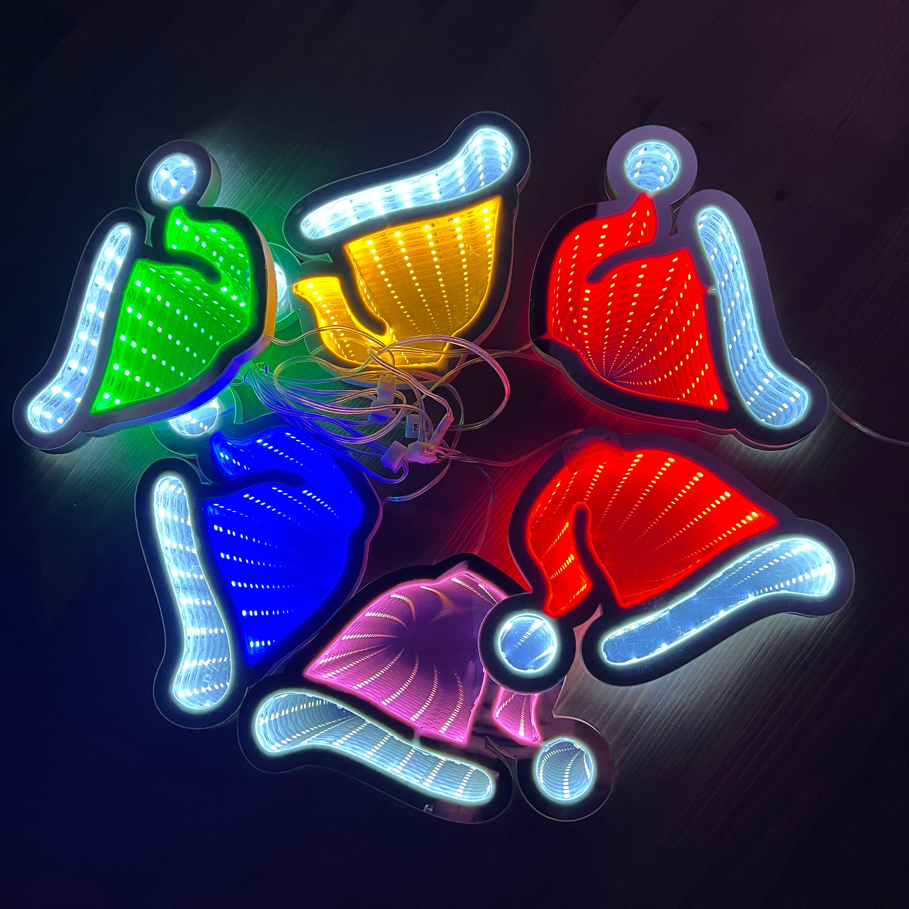 Christmas Hat Infinity Garland 175cm