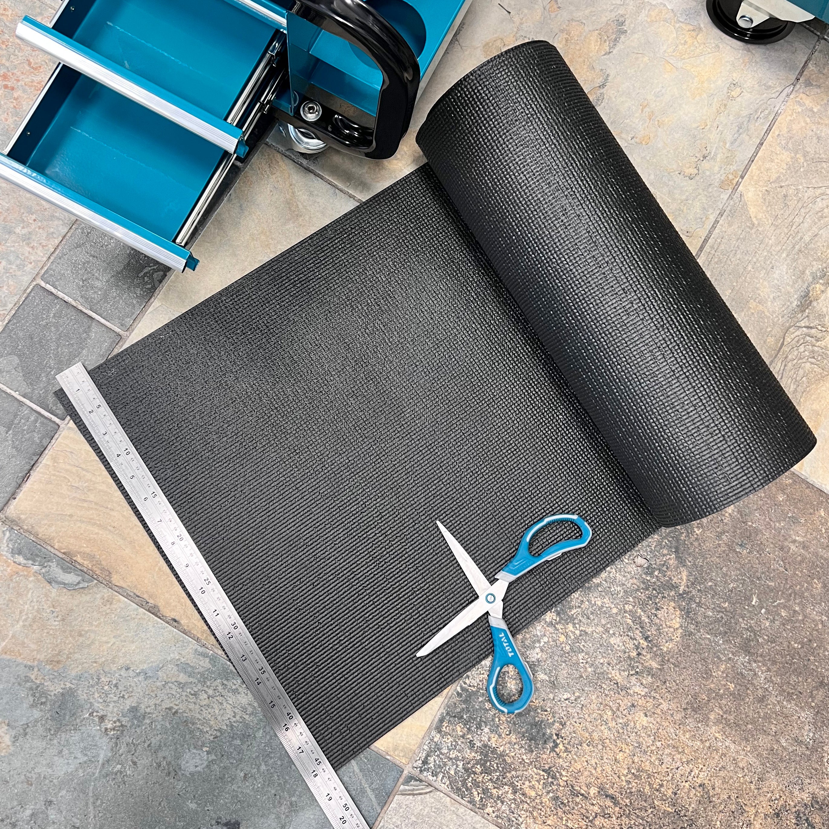 B&C Home Goods Toolbox Liner 18" x 24' - Black Roll