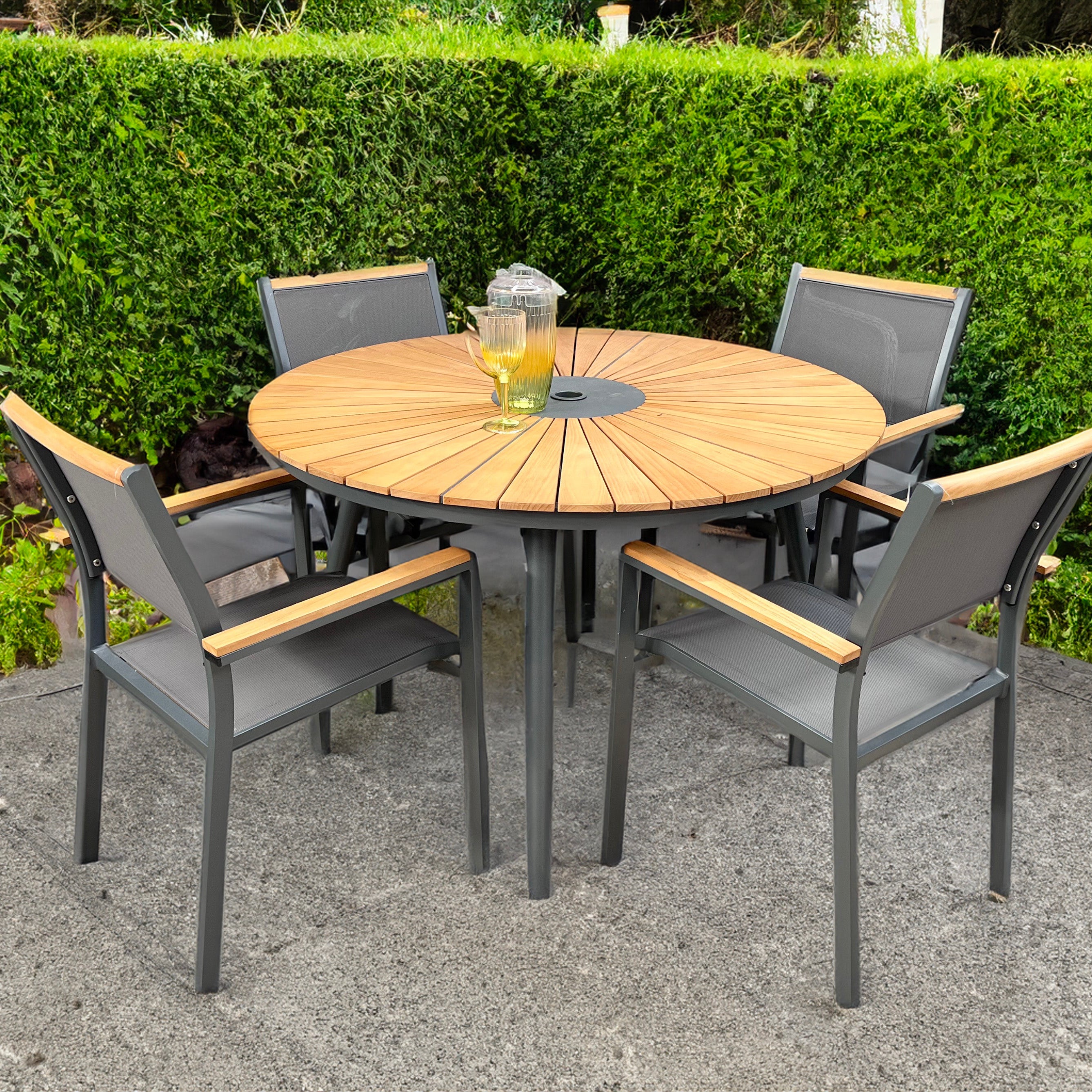 Roule Dining Set 4 Seater in Aluminium and Teak