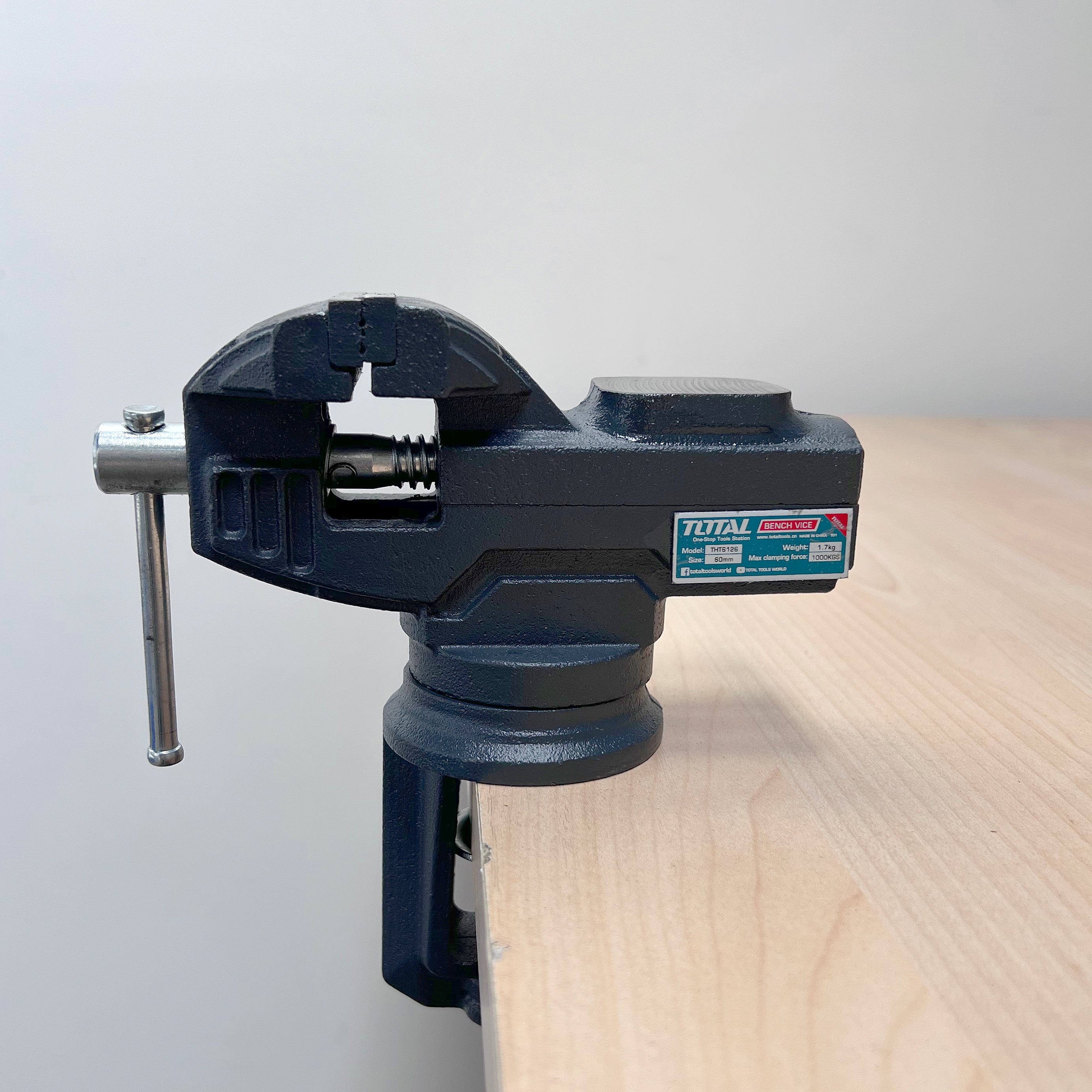 Total Bench Vice 60mm (2-3/8") - THT6126
