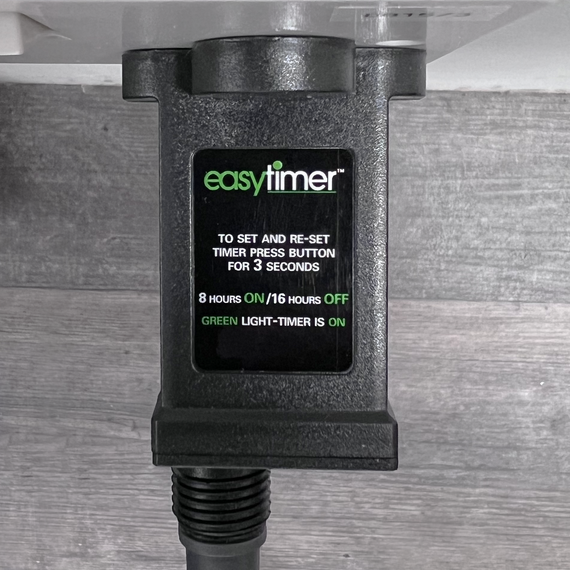 Noma Grey Rattan Heron Light - 100cm x 55cm