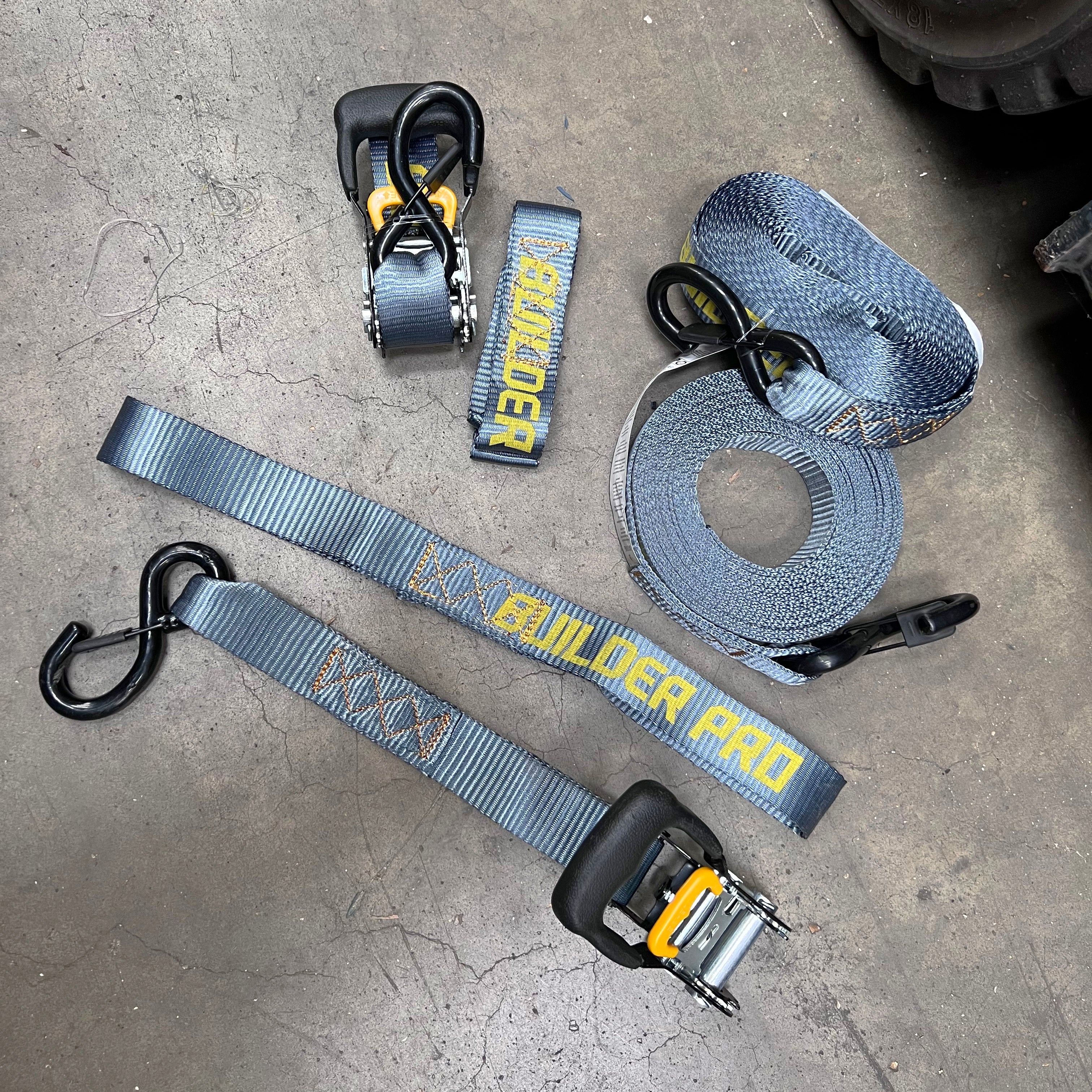 Builder Pro Heavy Duty Ratchet Tie Downs - 2pcs - 7.5m x 38mm