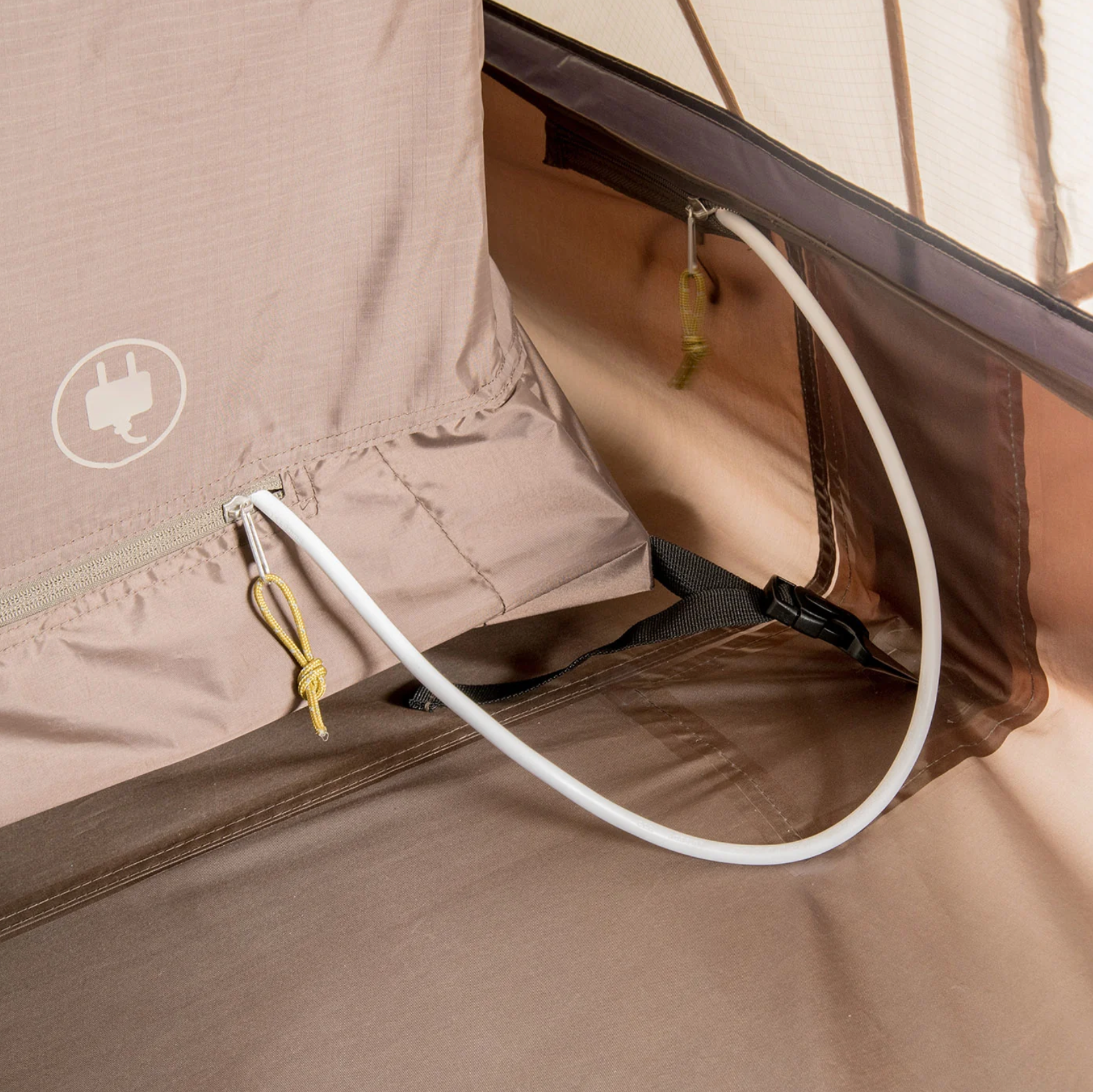 Tambu Agnikunda - 4 Person Trekking Vis a Vis Tent - 50% OFF