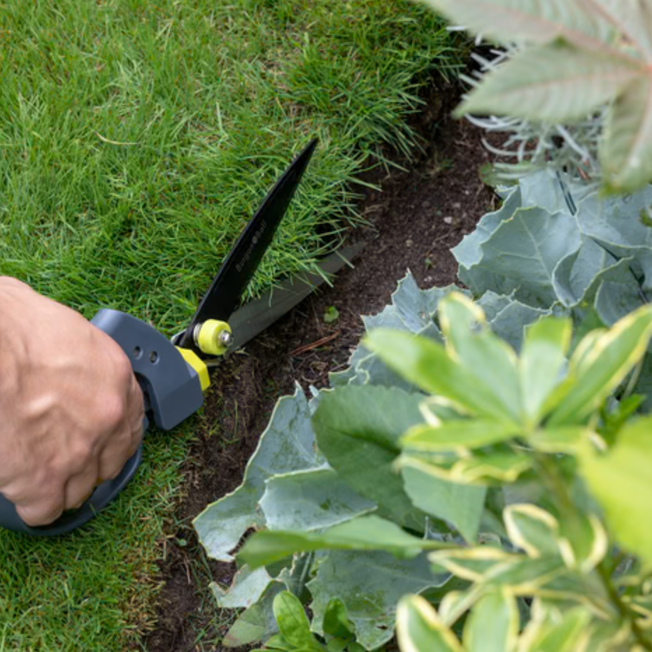 Burgon & Ball Single Handed Grass Shears - RHS Endorsed