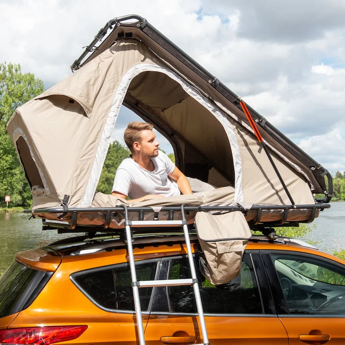 tent above car Tambu Yano
