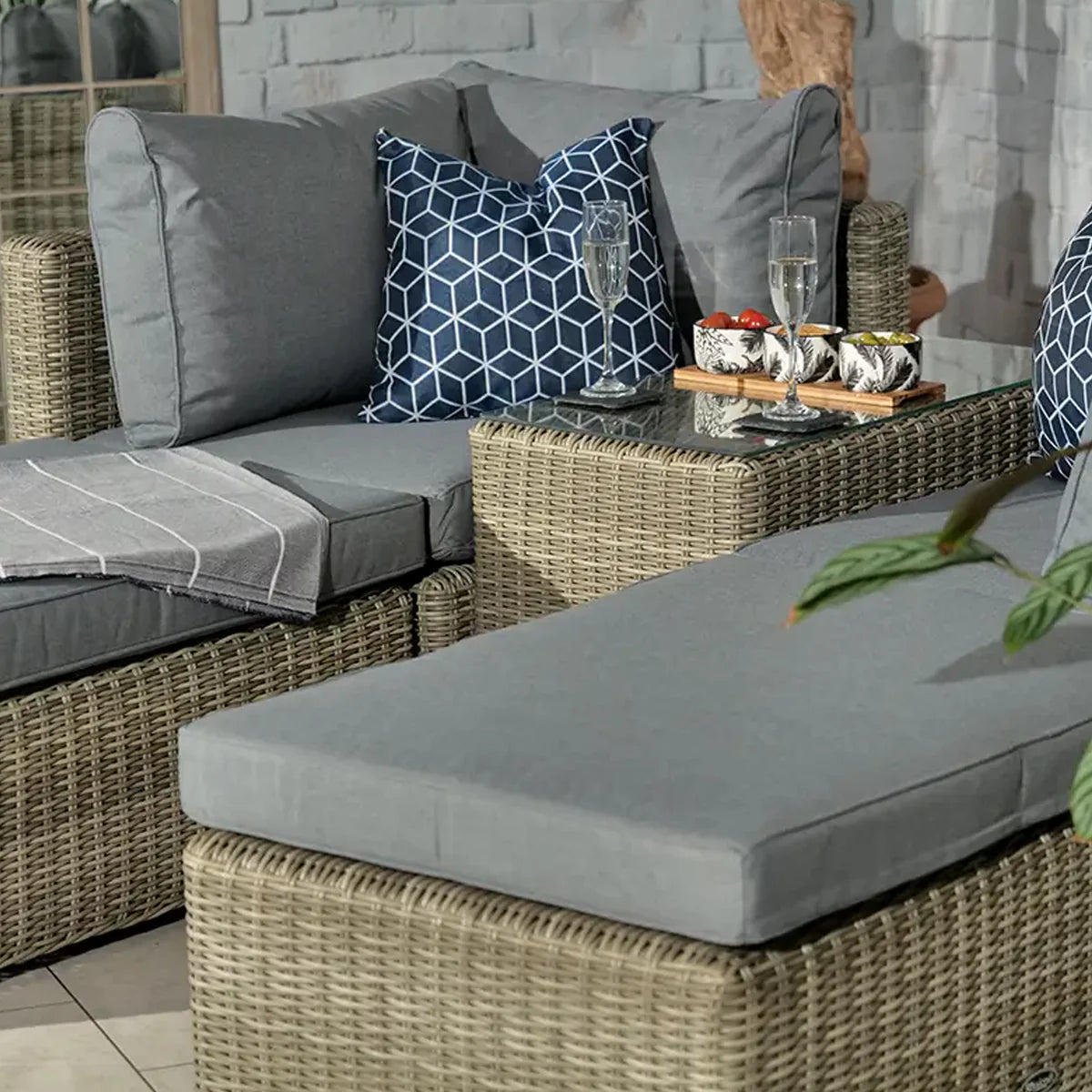 Wentworth 4 Seater Rattan Multi Setting Relaxer Set