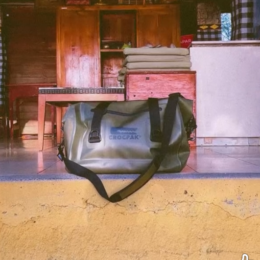 Crocpak Voyage Roll Top Duffle Dry Bag - Protective Waterproof Bag