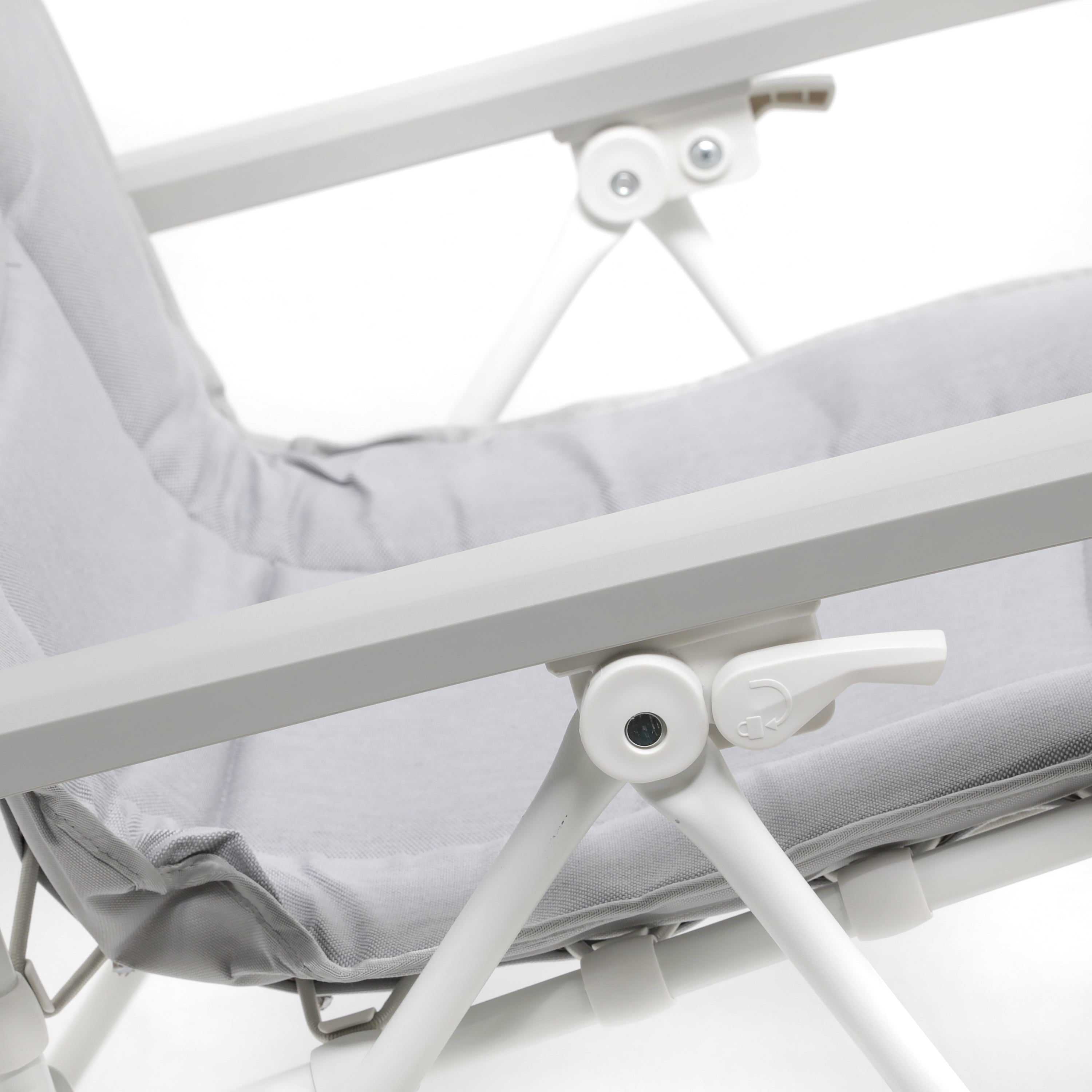 Westfield Adjustable Recliner / Zero Gravity lounger