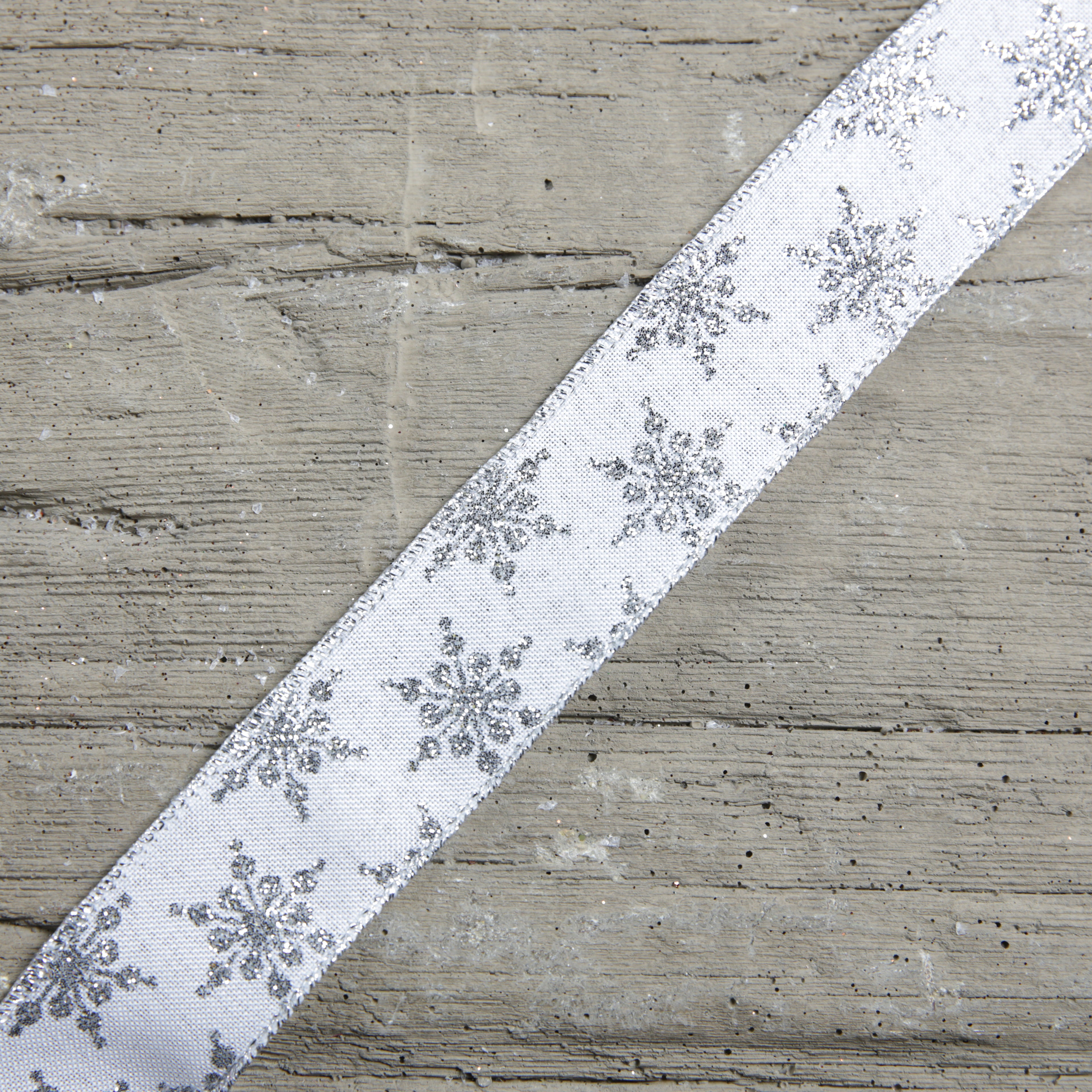 Christmas Print Rustic Wired Ribbon 2.7m - 6 Designs/Colours Available