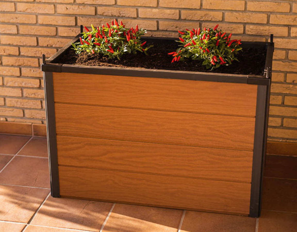 Keter Maple Greenhouse - Brown