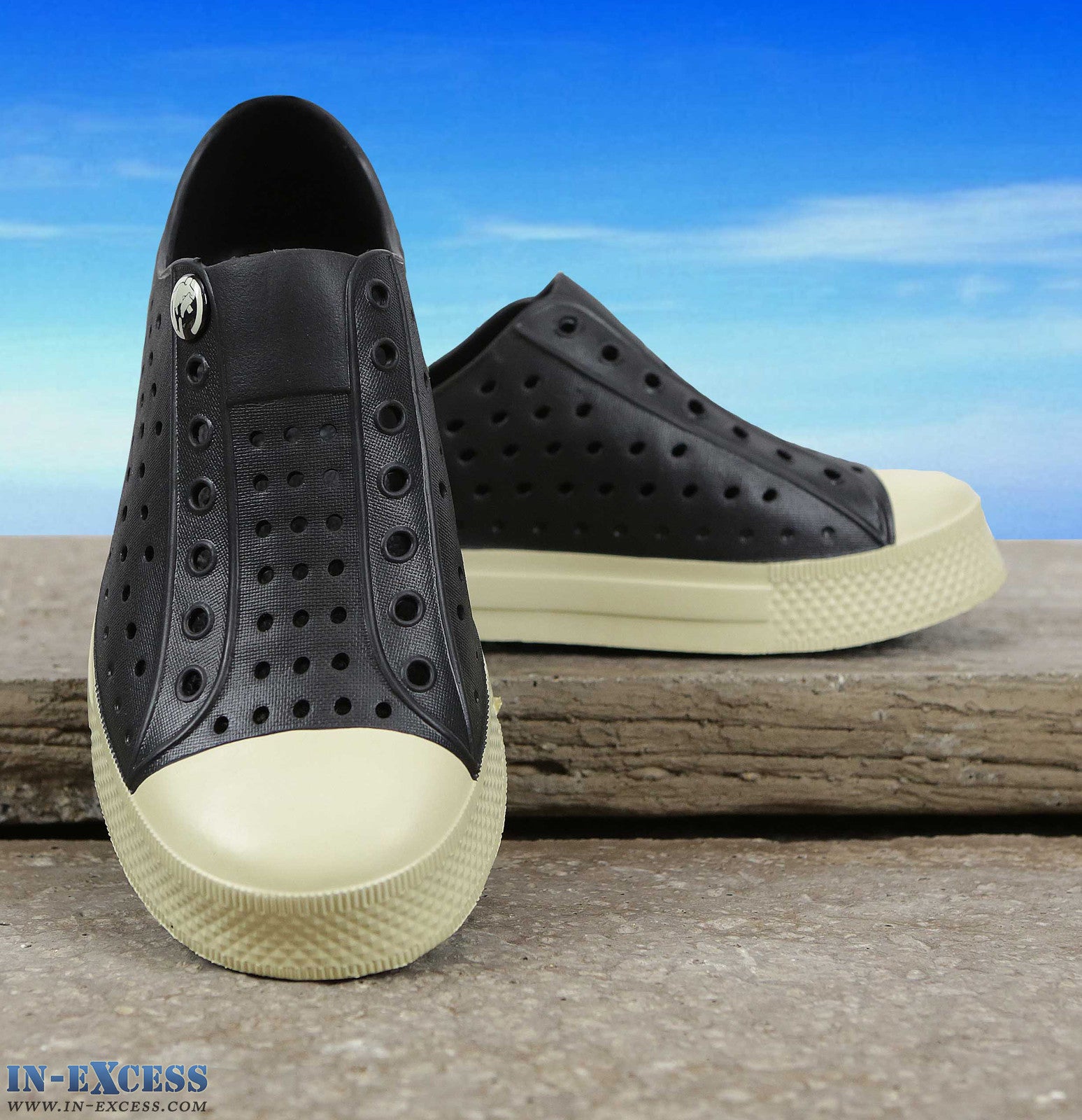 Gumbies Slip On Beach Water Shoes - Junior - Black