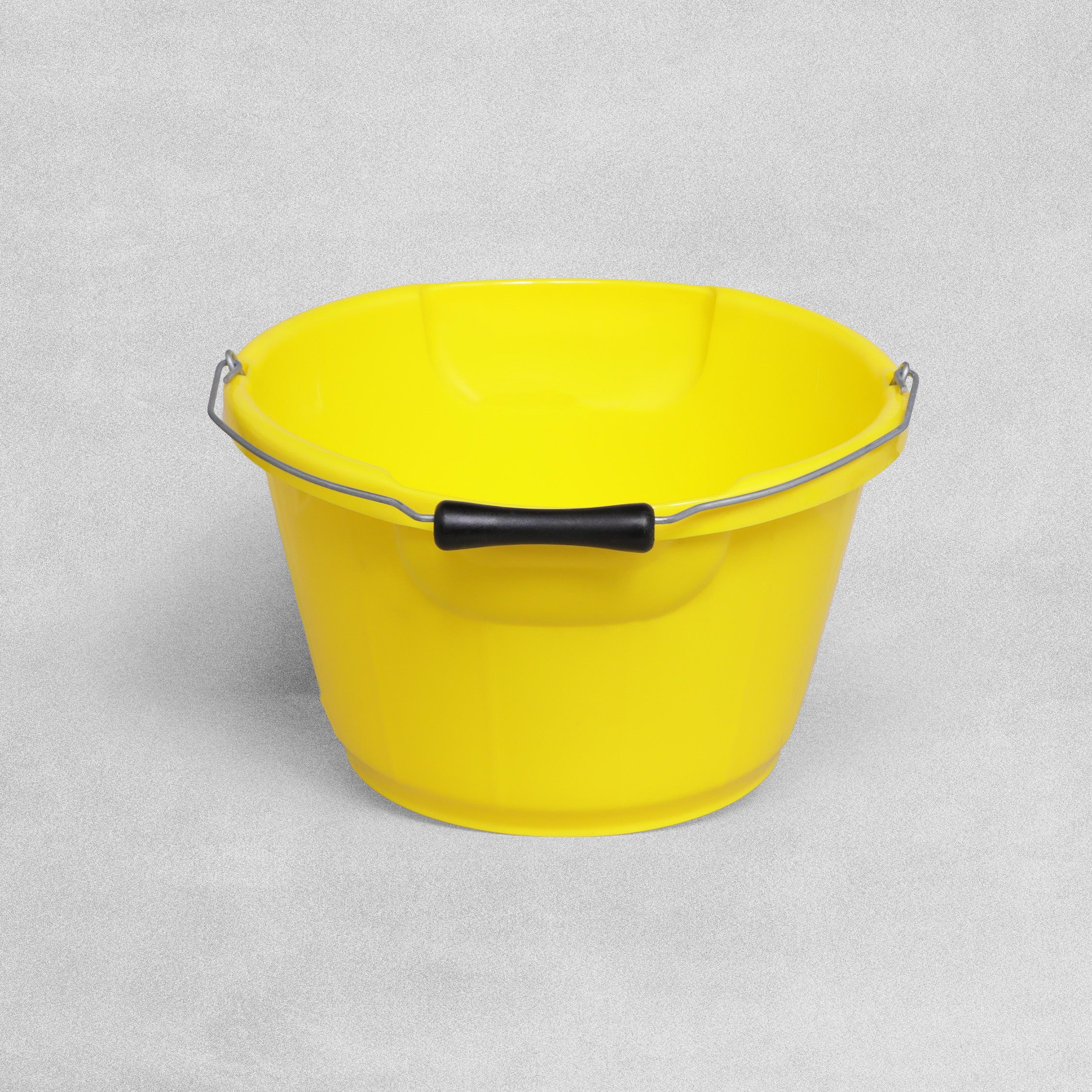 Red Gorilla Tough Shallow Animal Feed Bucket Yellow 10 litre