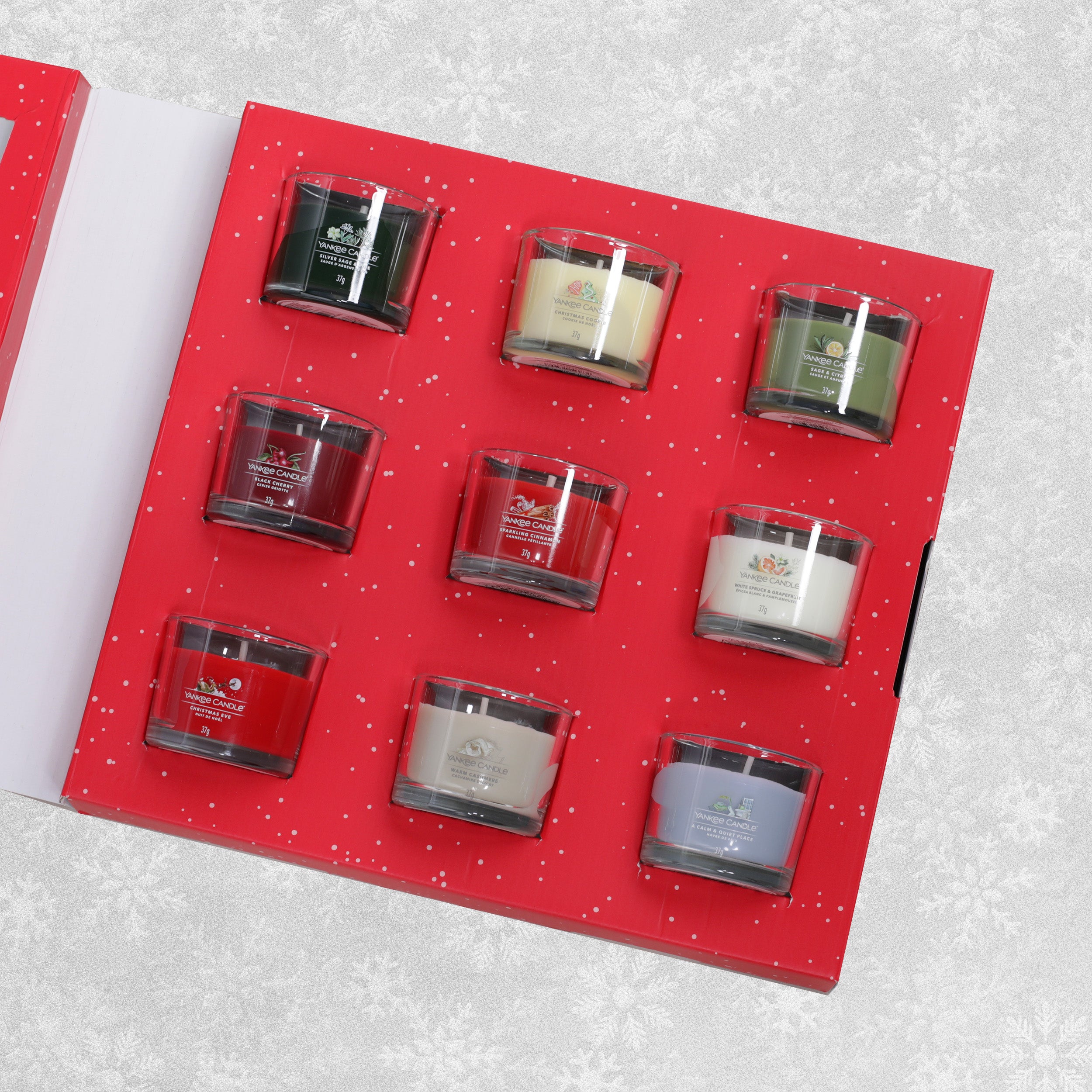 Yankee Candle 9 Mini Filled Votive Book Gift Set