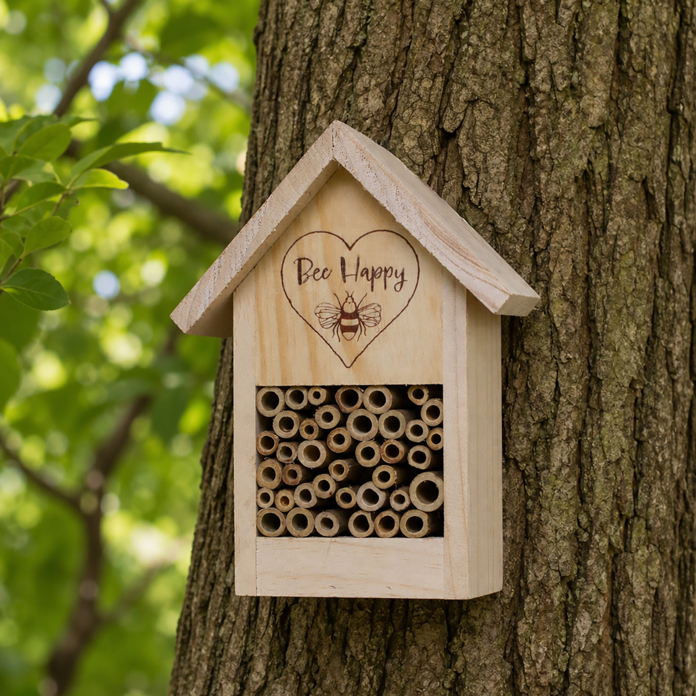 Tom Chambers 'Bee Happy' Wildlife House