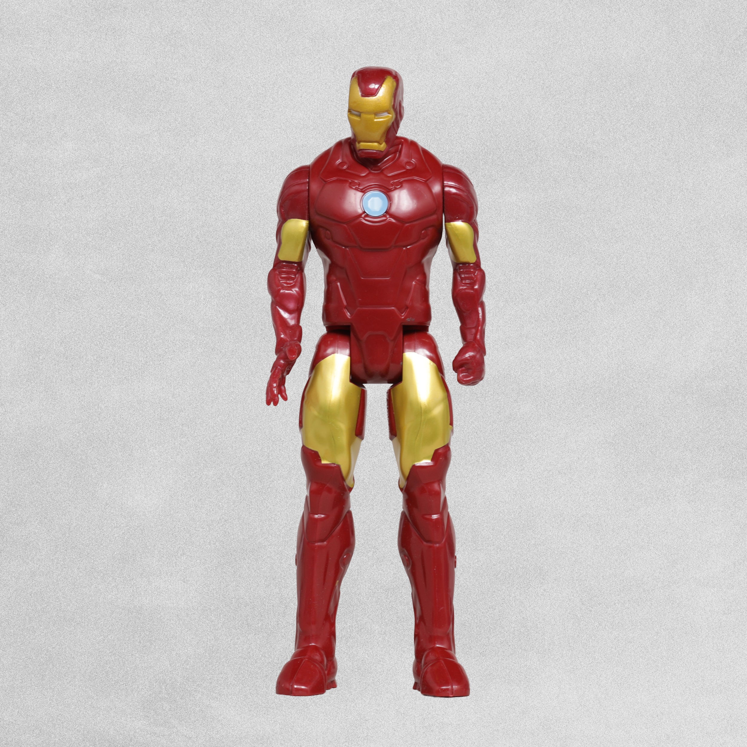 Marvel Avengers Assemble Iron Man Titan Hero Classic Series Action Figure