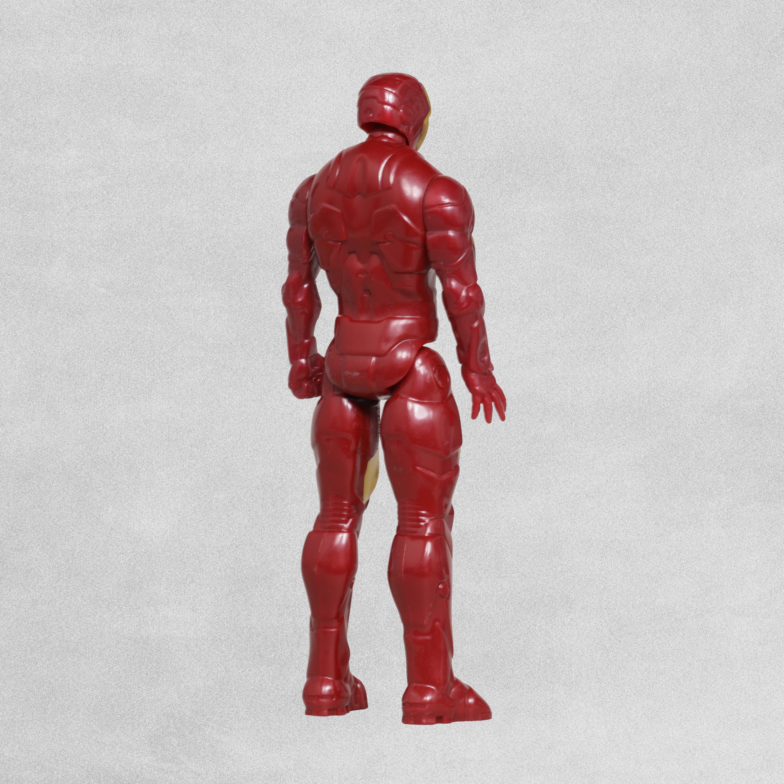 Marvel Avengers Assemble Iron Man Titan Hero Classic Series Action Figure
