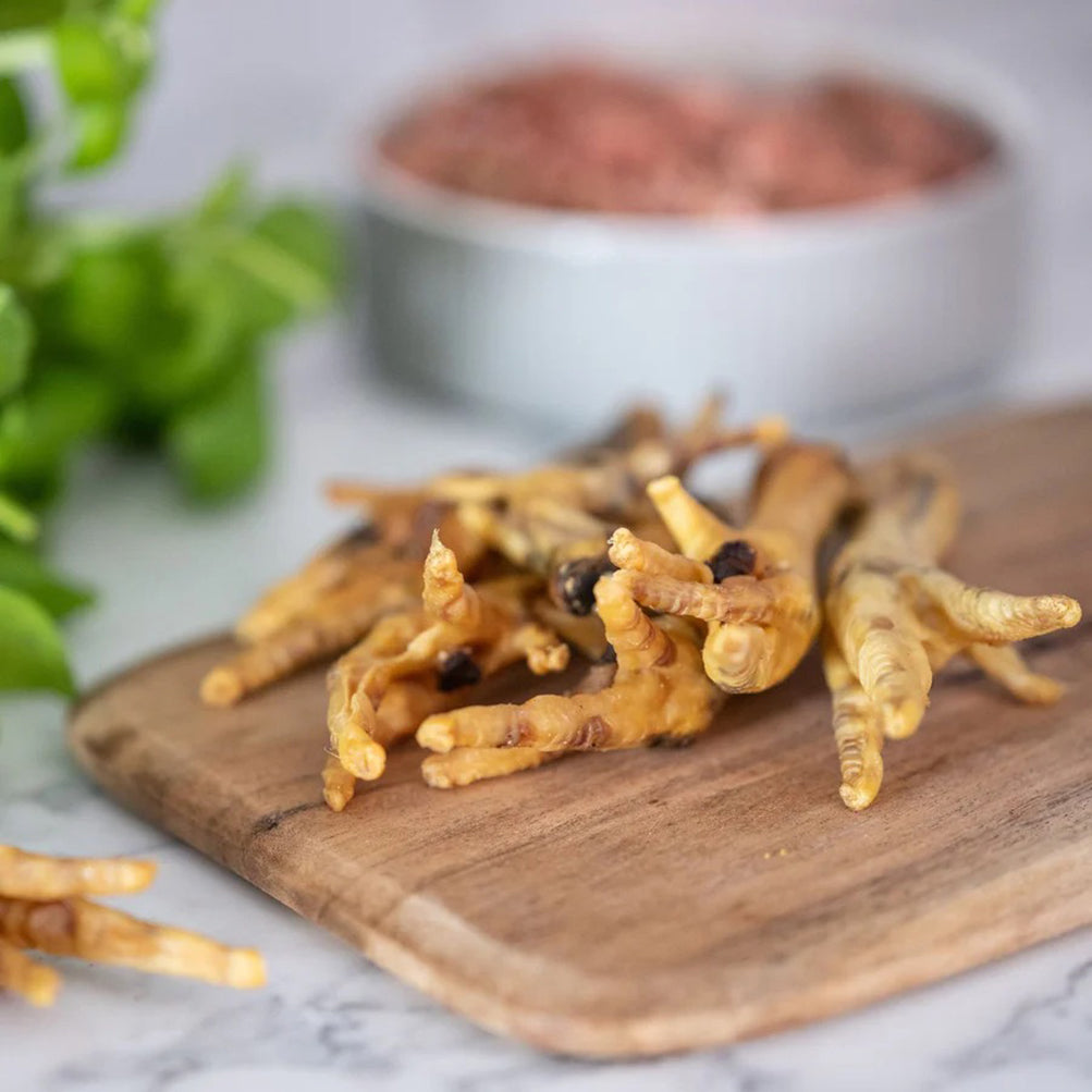 Pets Pantry Chicken Feet 1-7 Years 300g