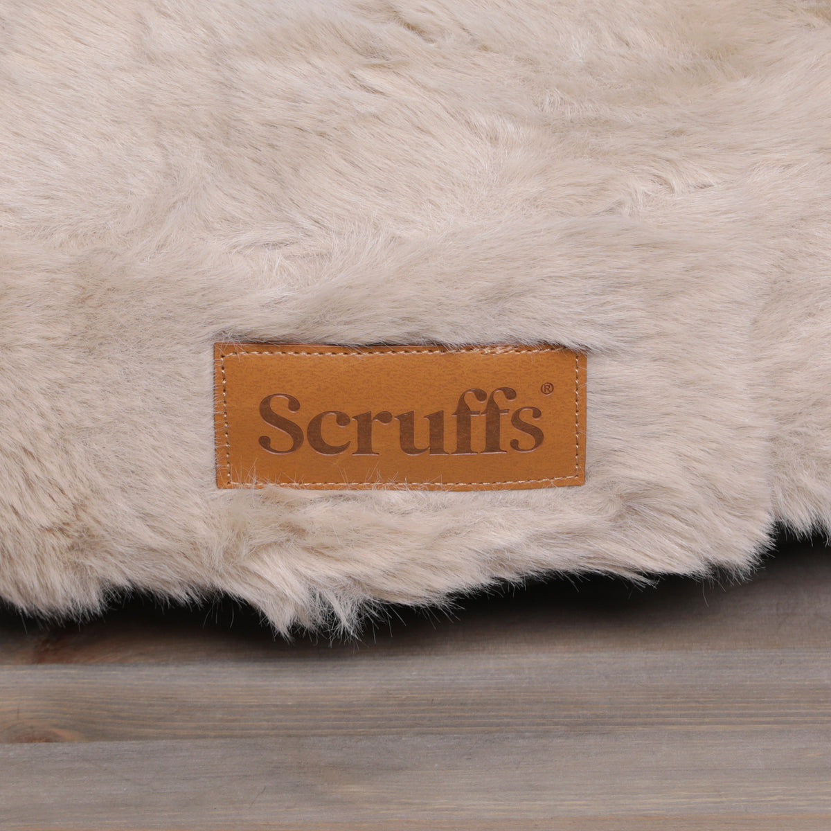 Scruffs Alpine Pet Cushion 19.5" 50cm (S) Champagne