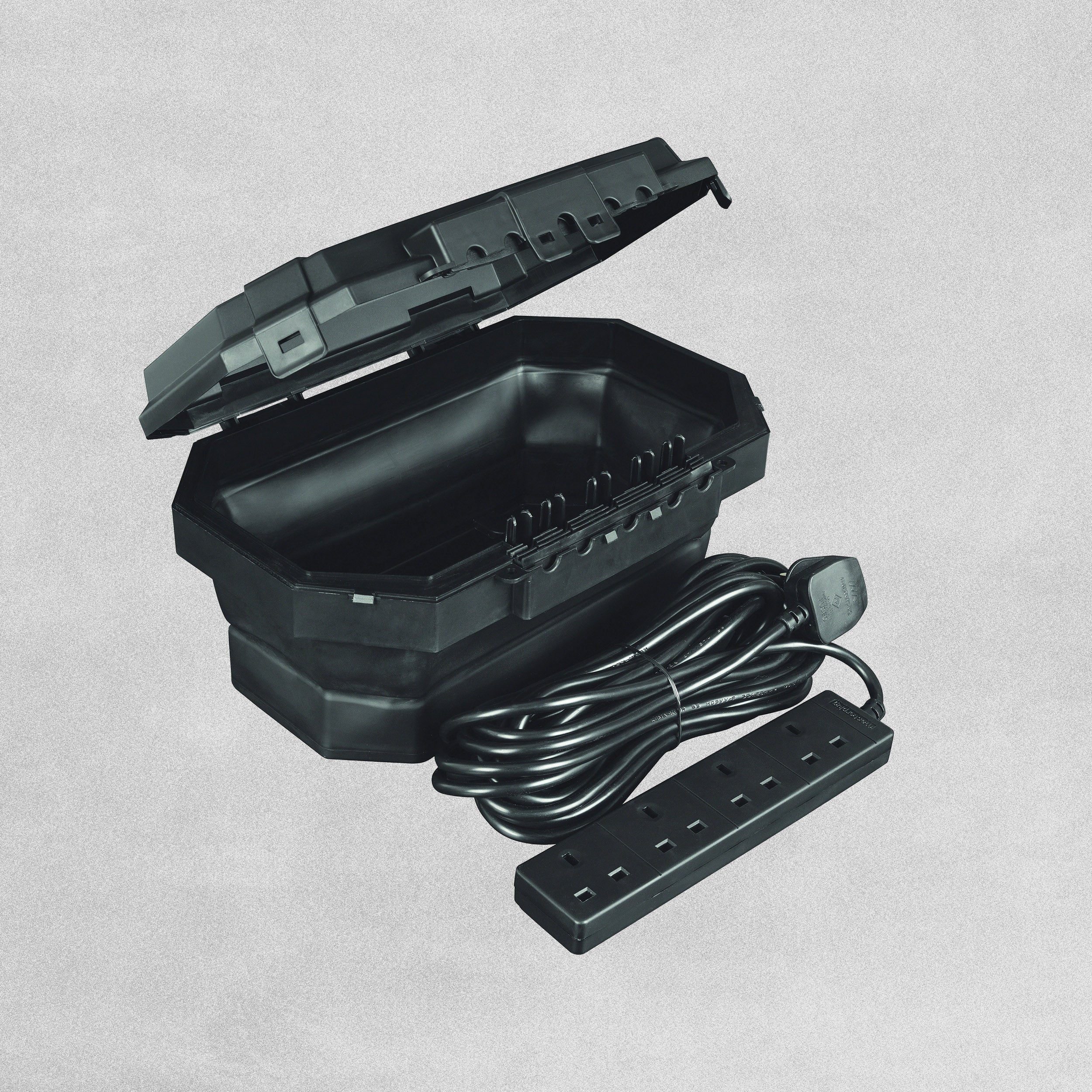 Masterplug Weatherproof Outdoor Power Box with 4 Socket 8m Extension L